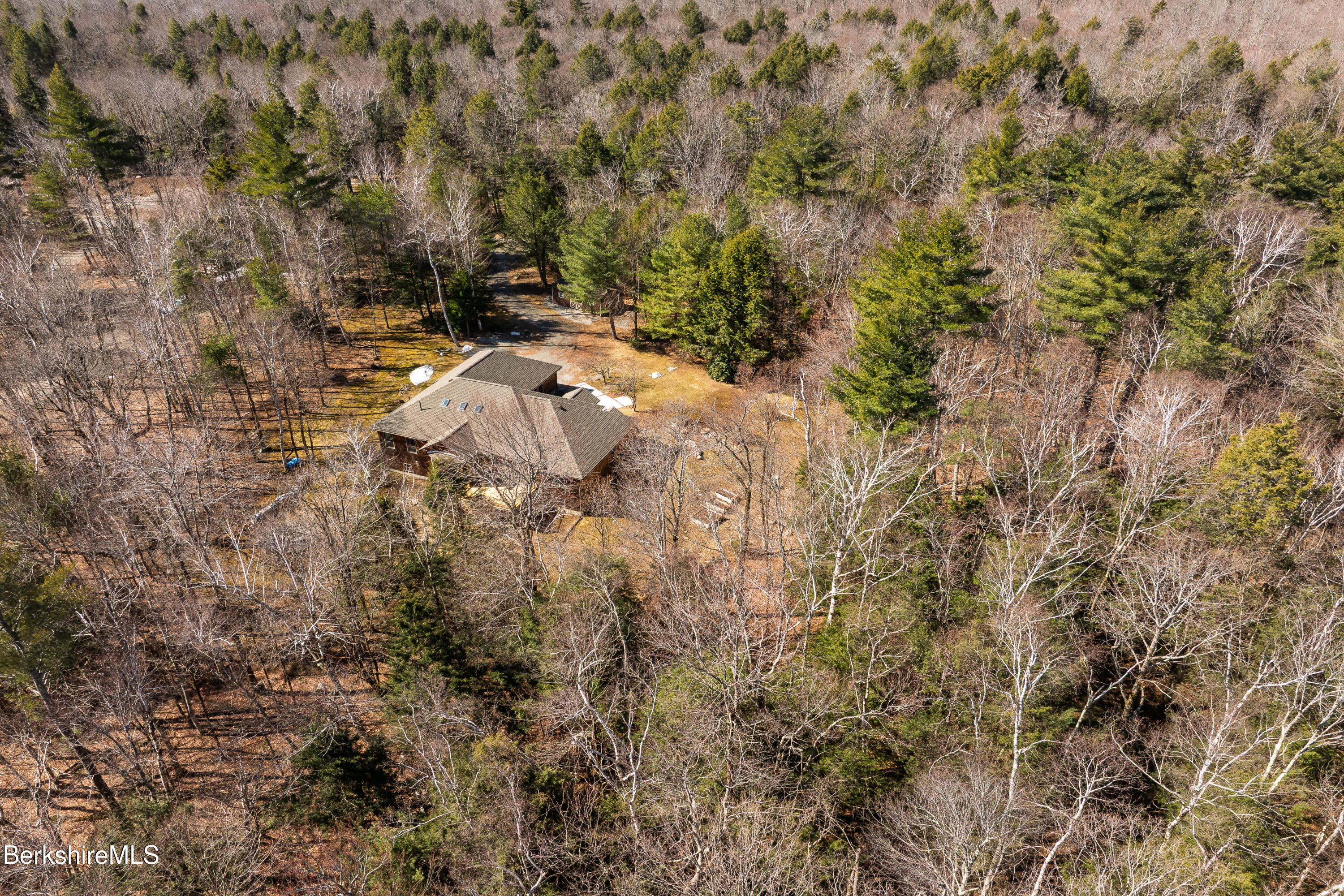106 Stoney Brook Rd