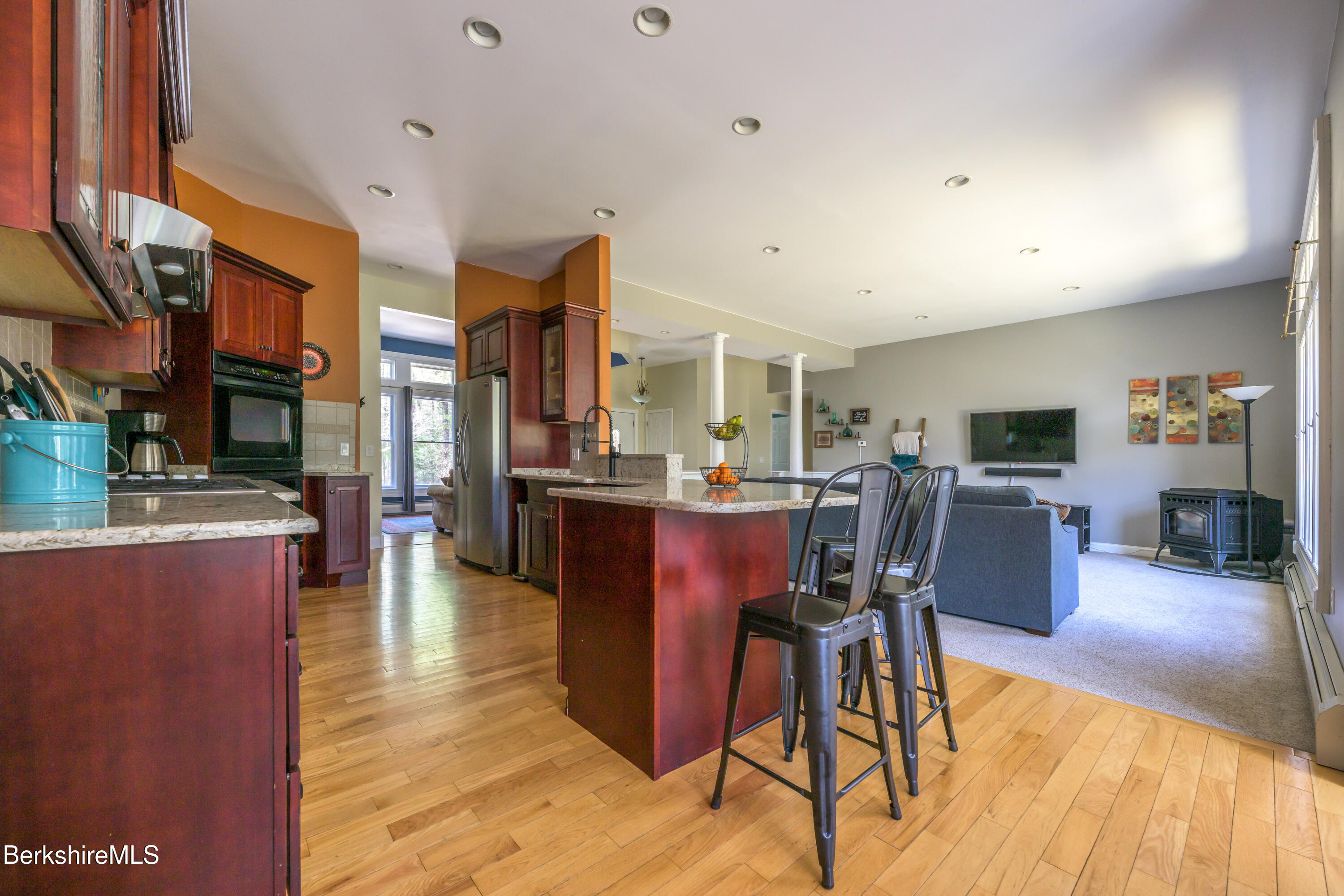 106 Stoney Brook Rd