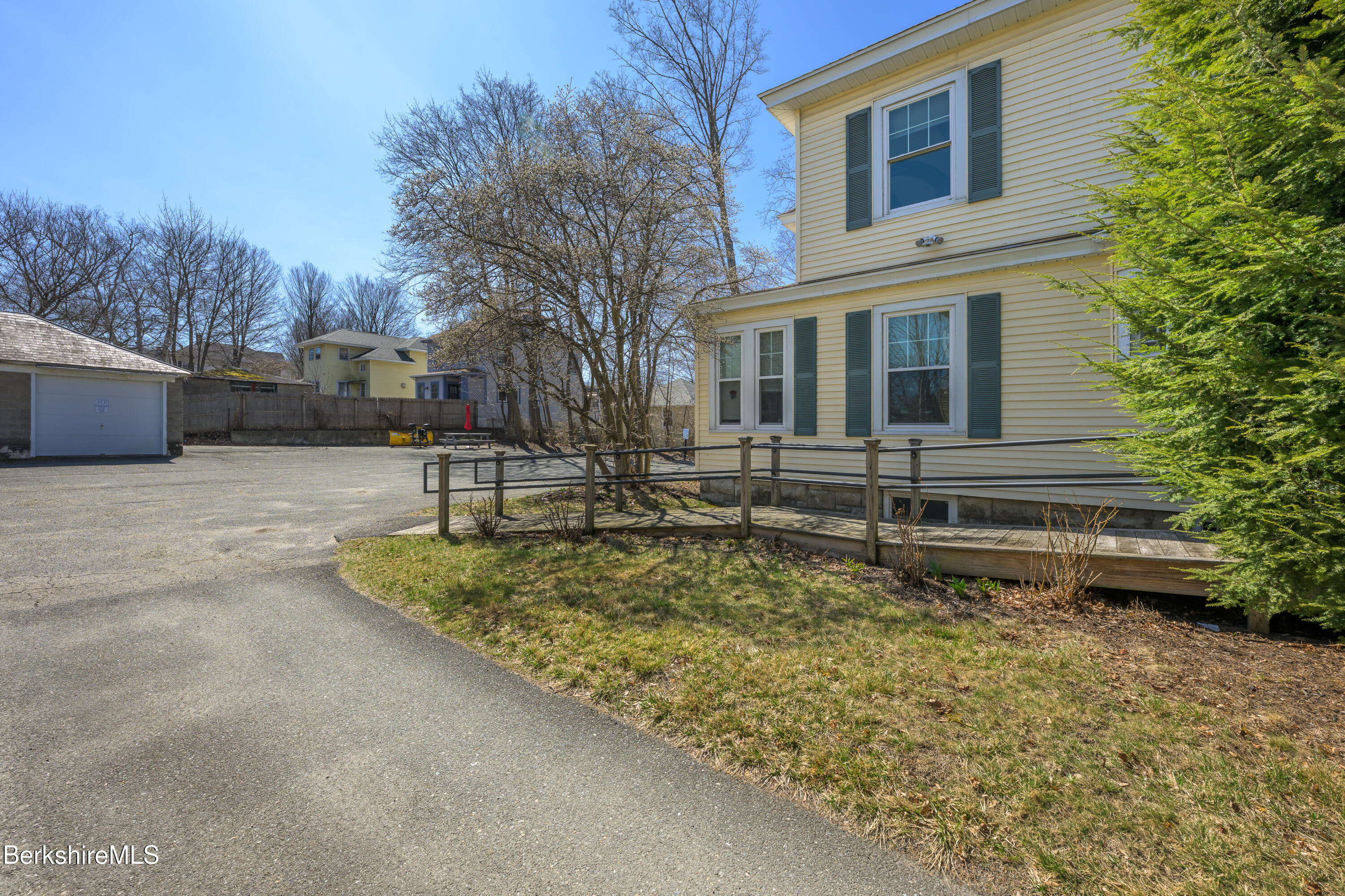 92 Elm St