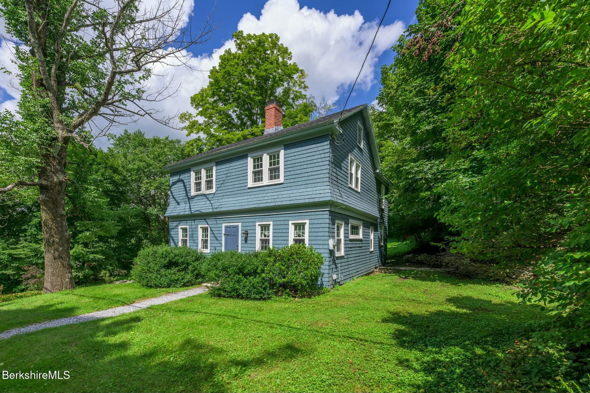 17 Stockbridge Rd