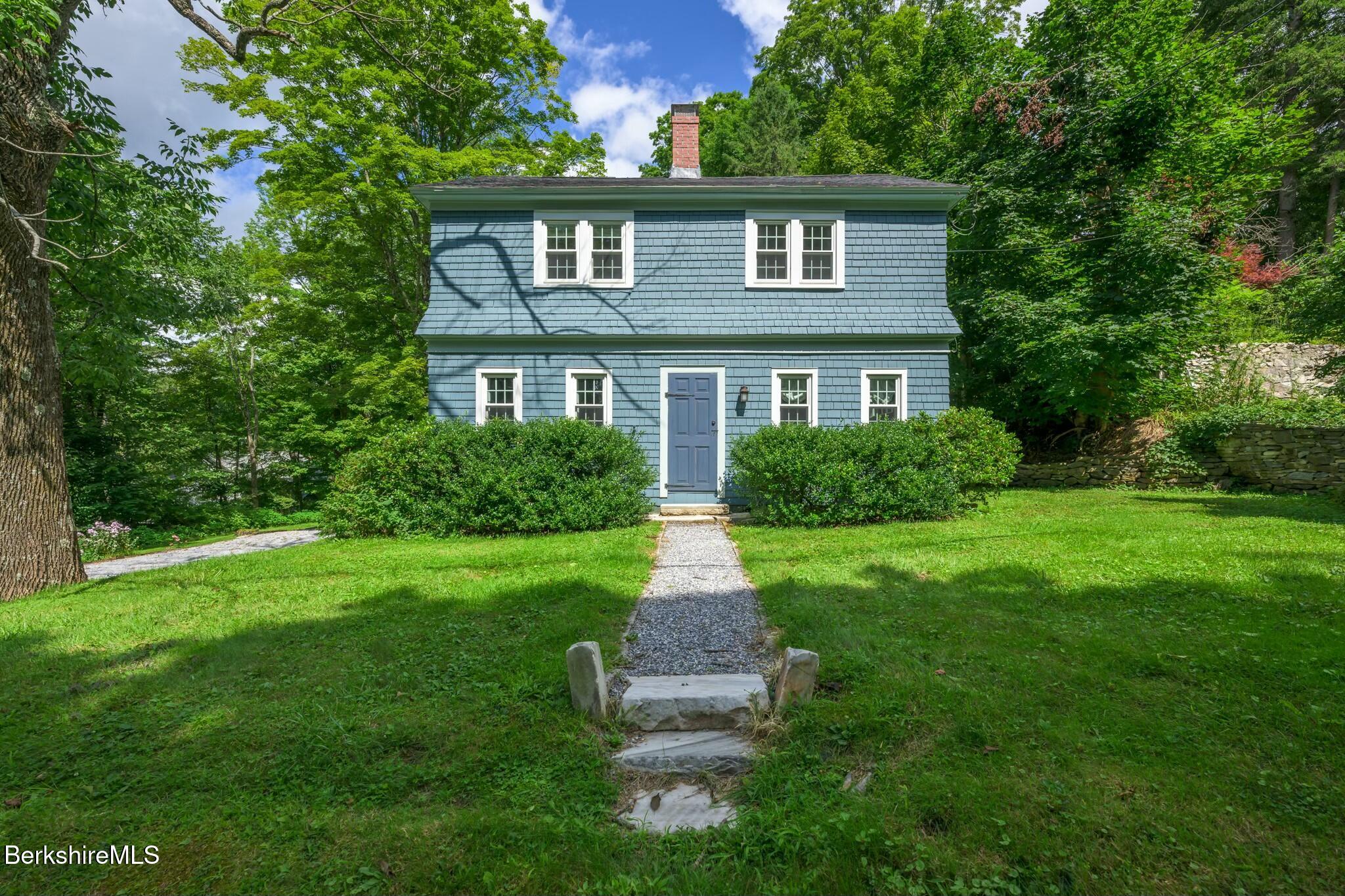 17 Stockbridge Rd