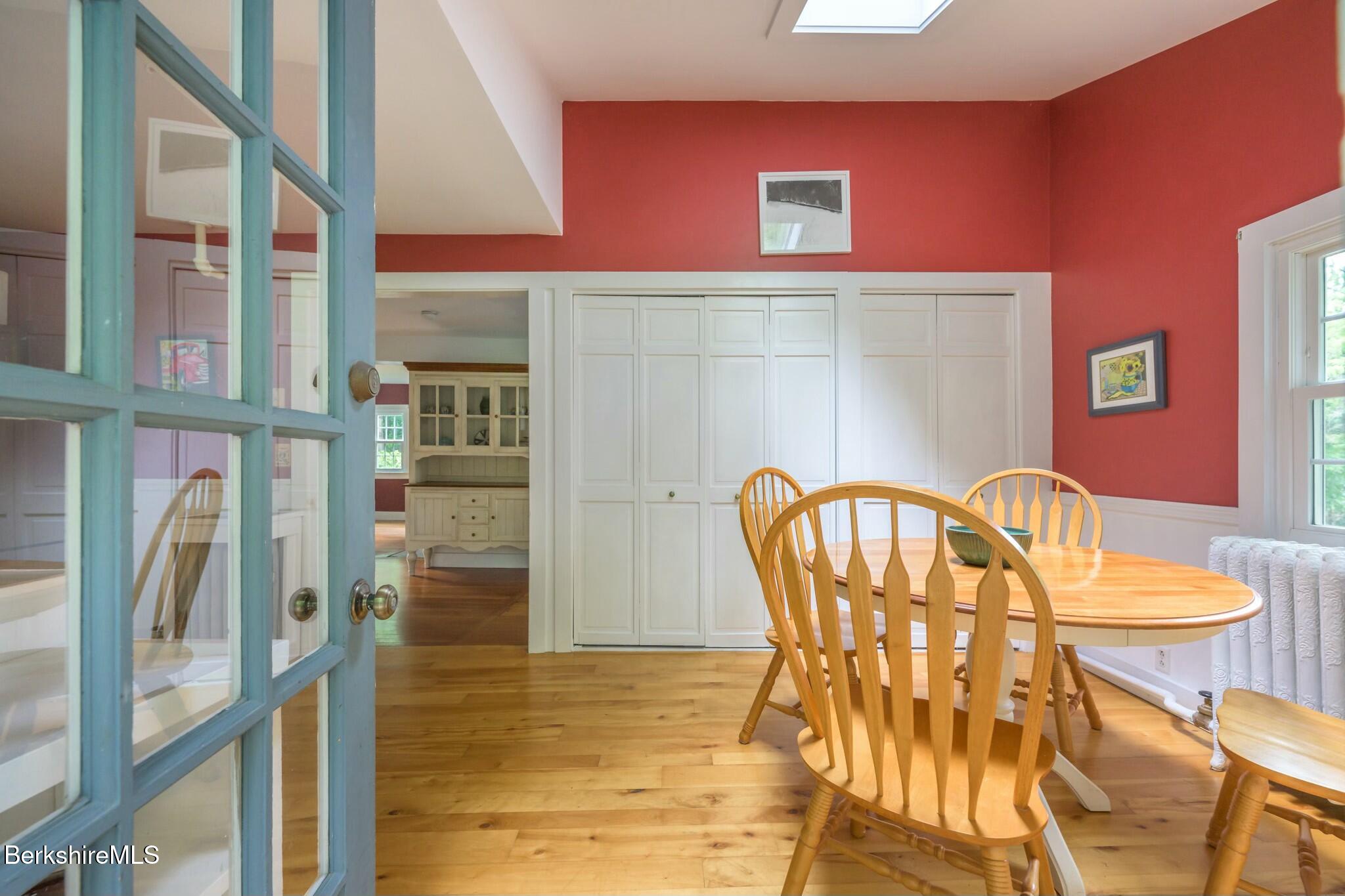 17 Stockbridge Rd