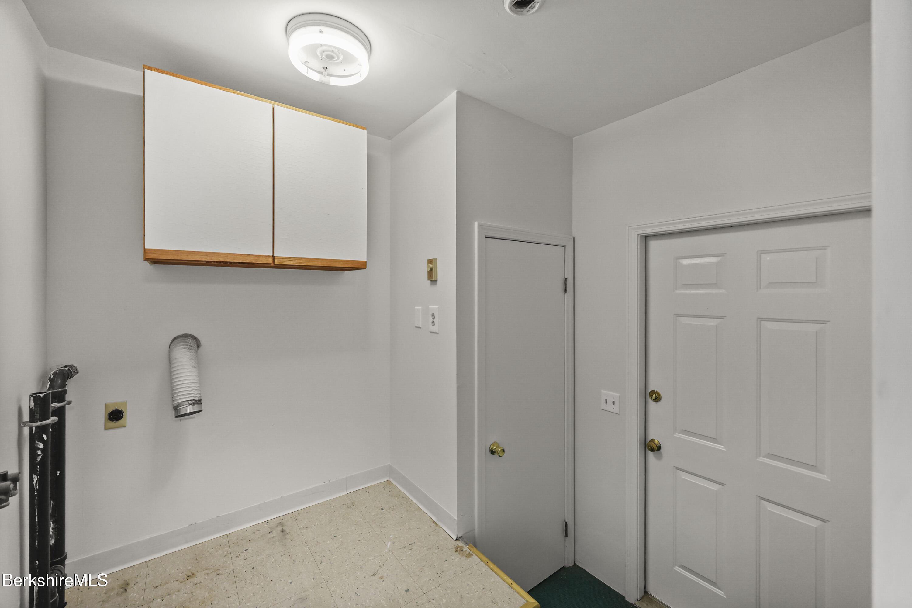 31 Kensington Ave
