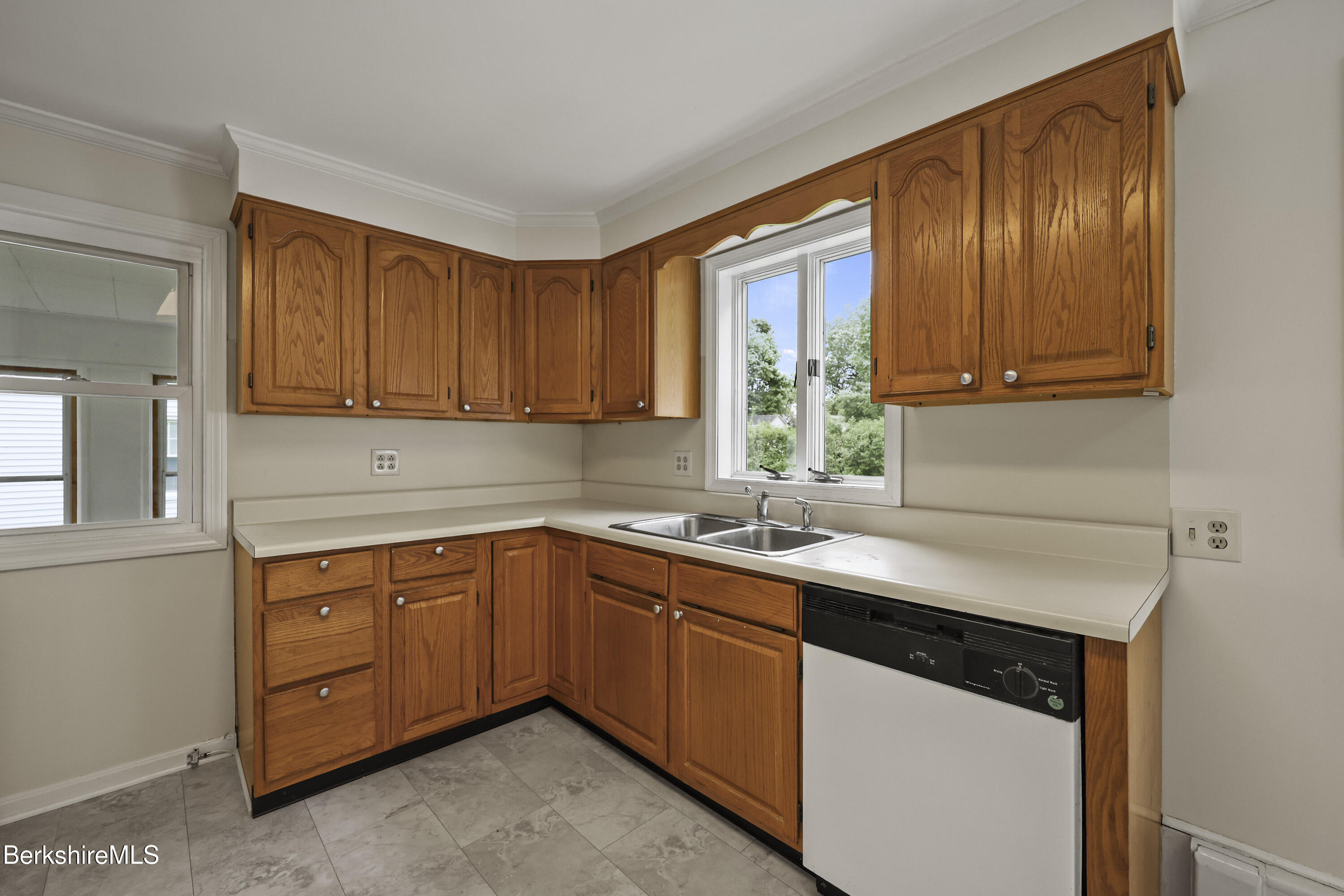 31 Kensington Ave