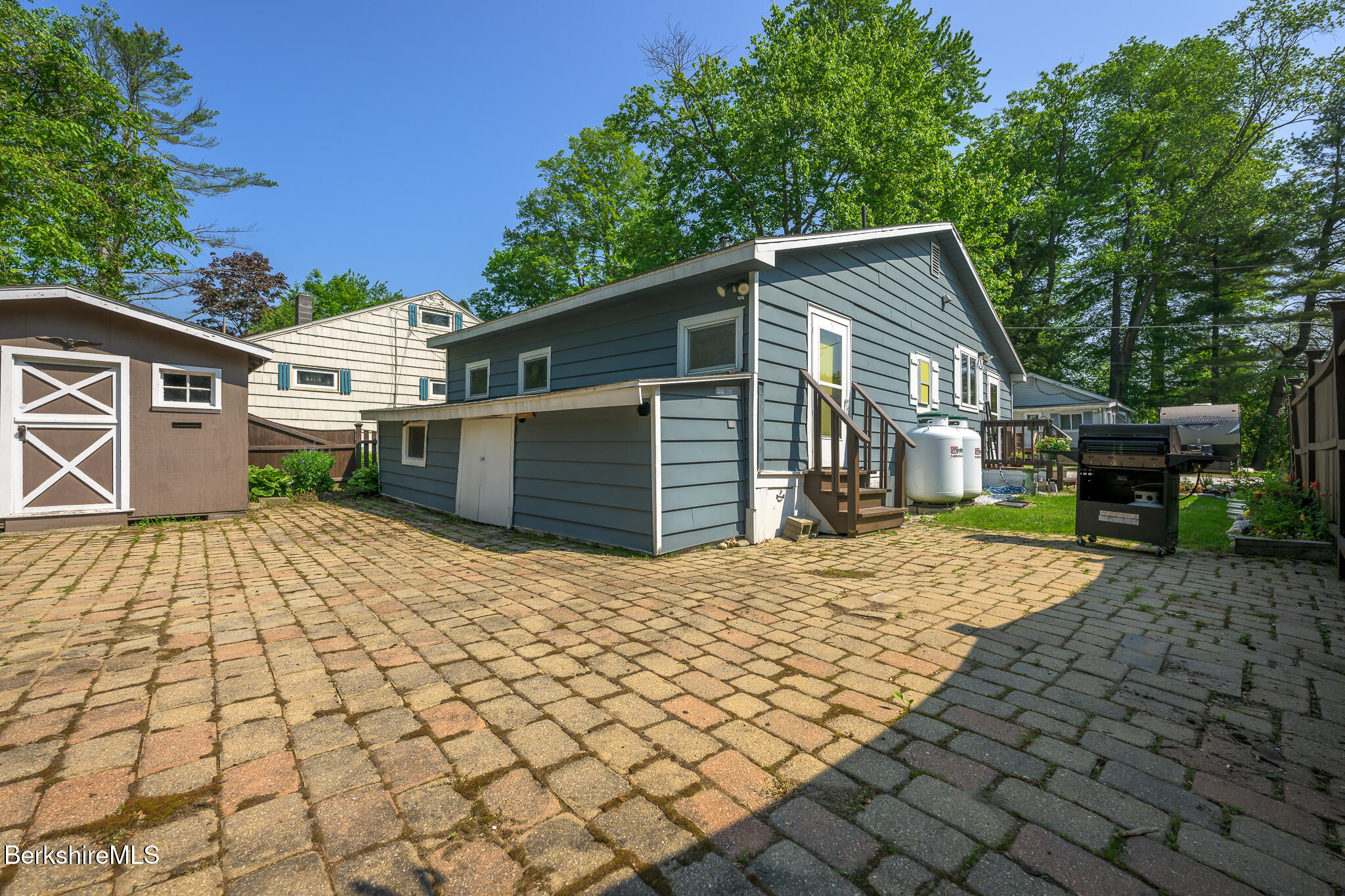 13 Pine Rd