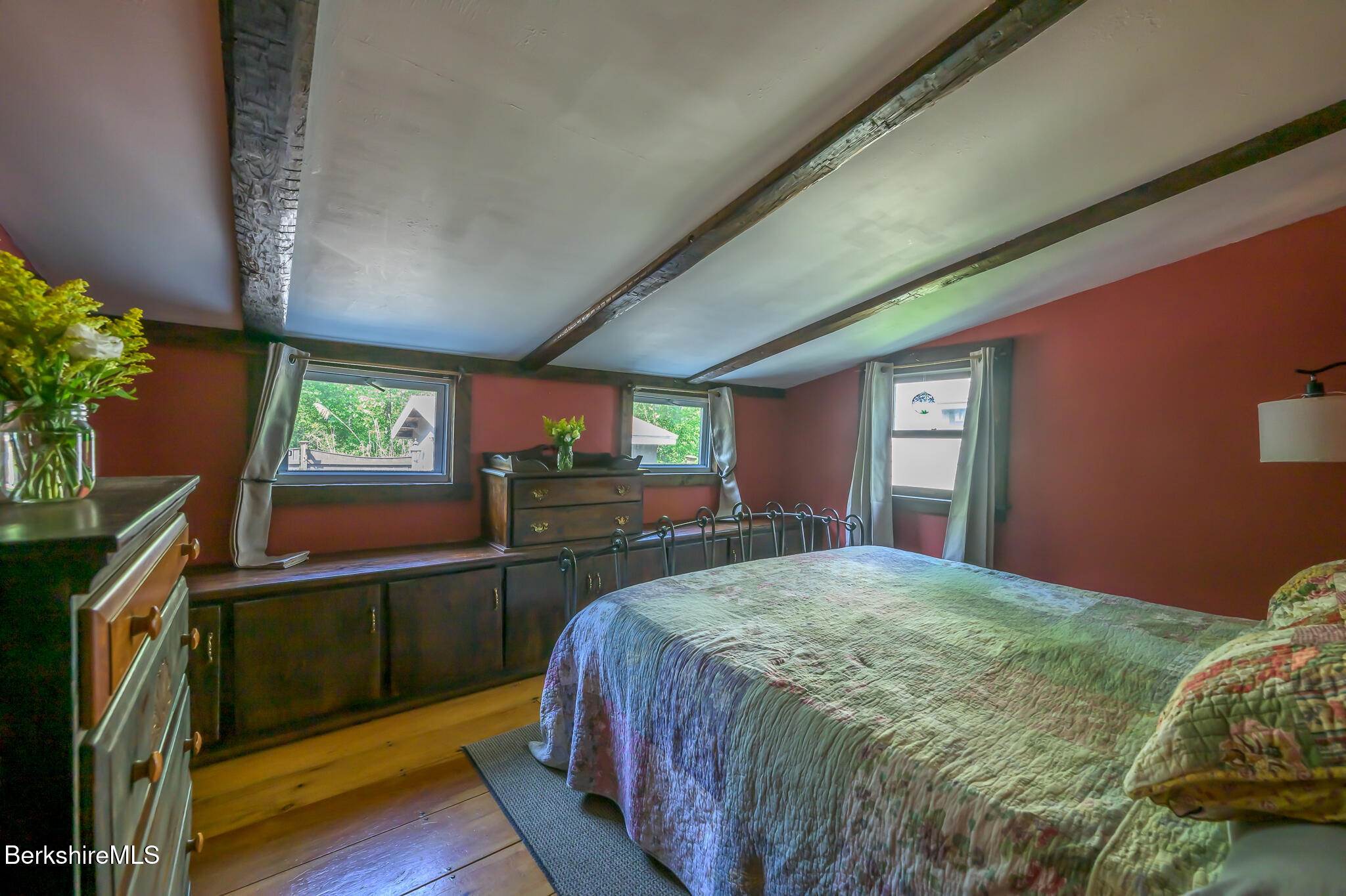 13 Pine Rd