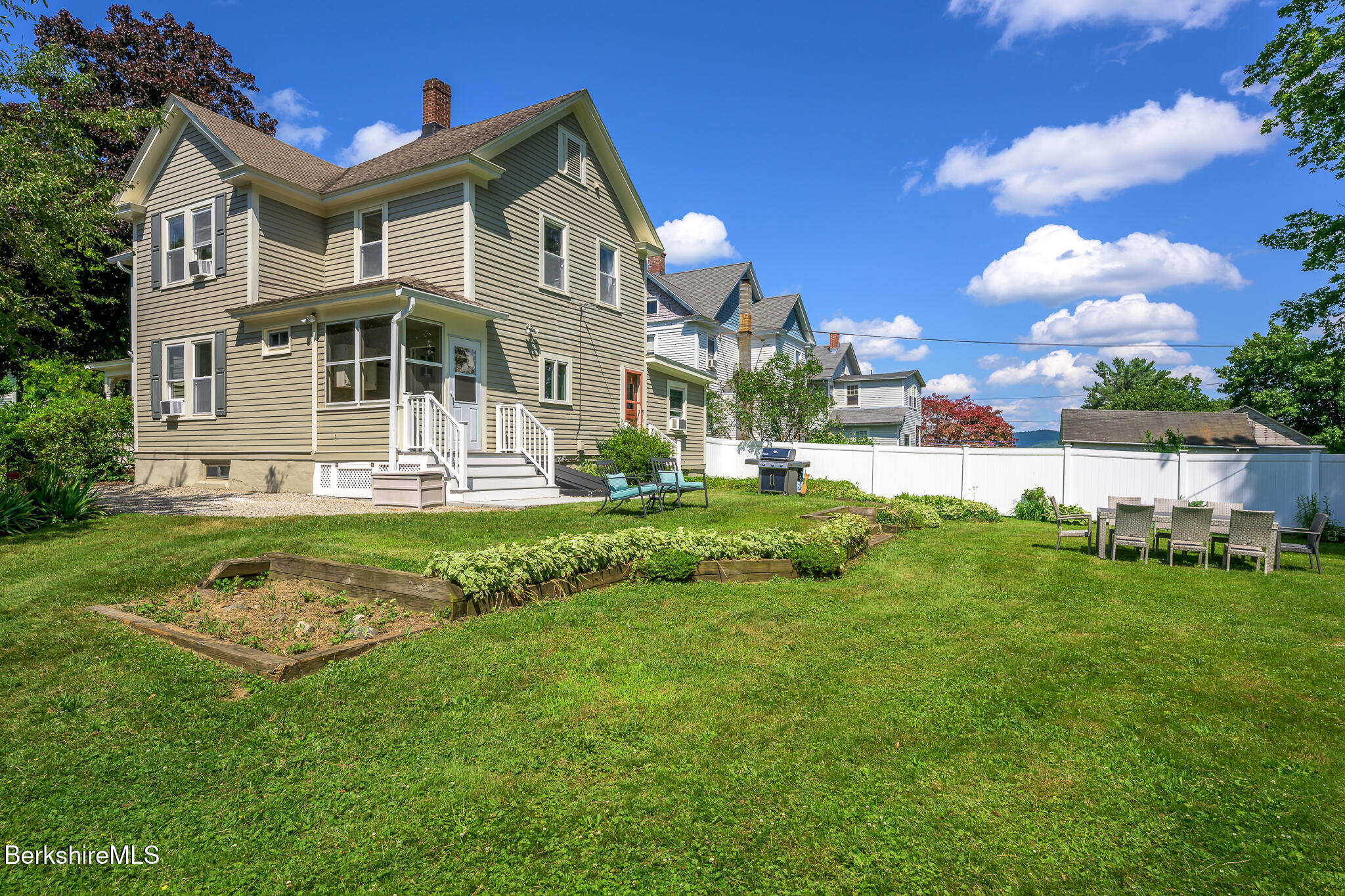 36 Tucker St