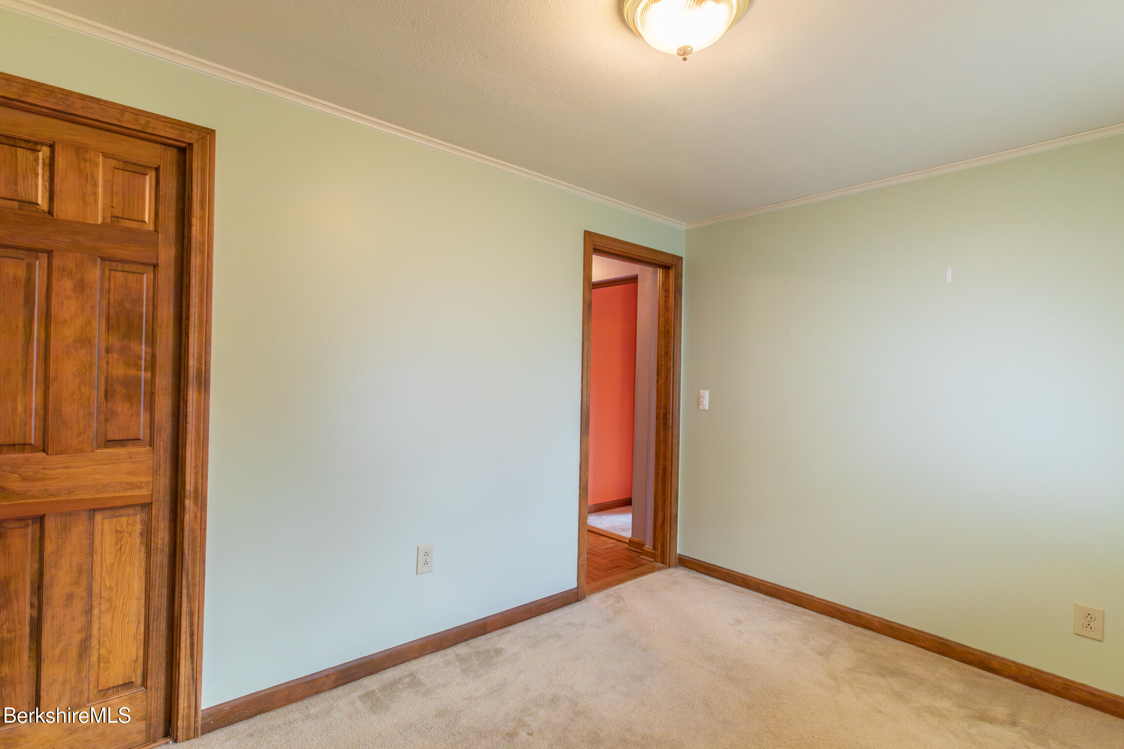 36 Edgemere Rd