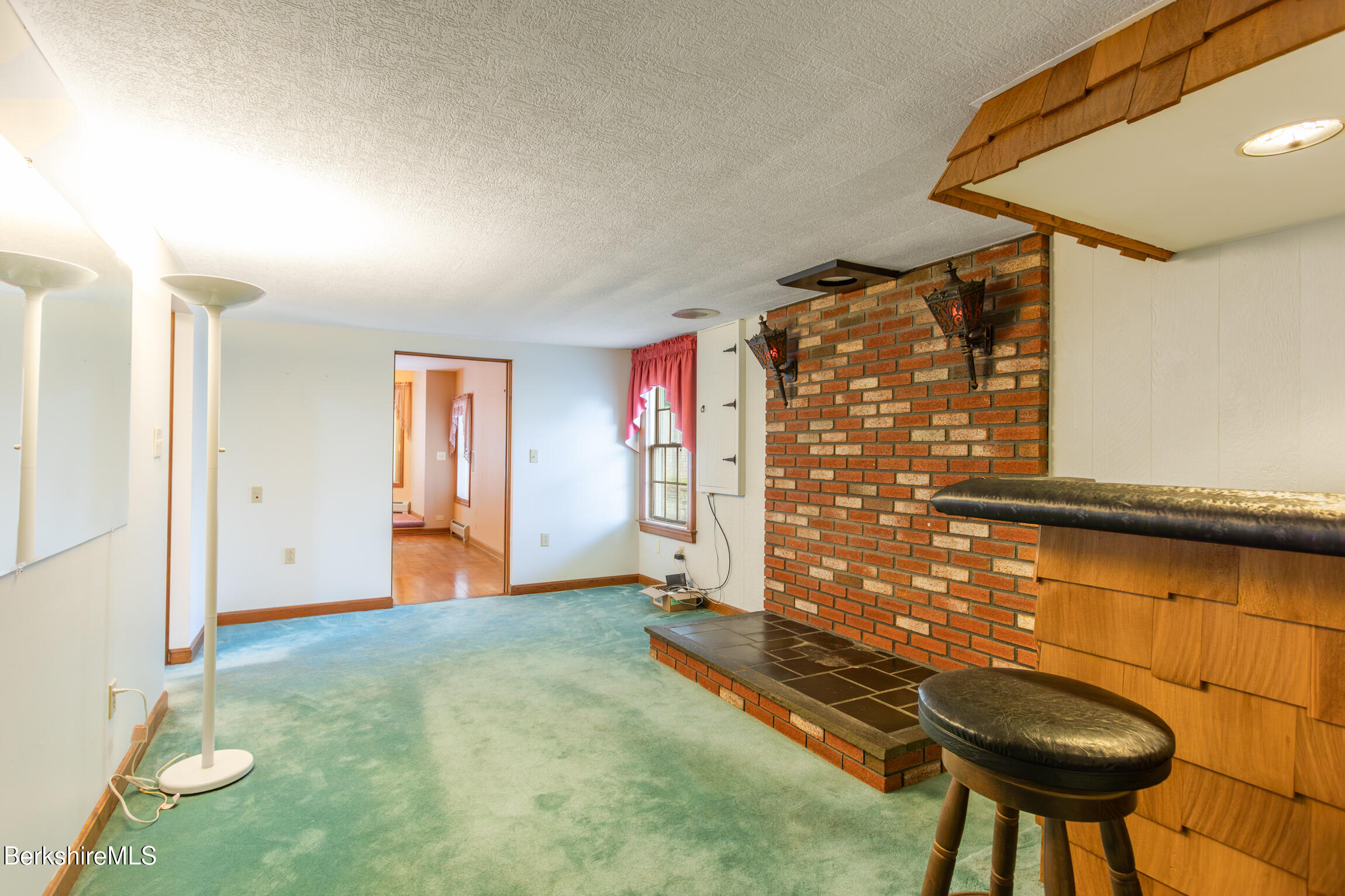 36 Edgemere Rd