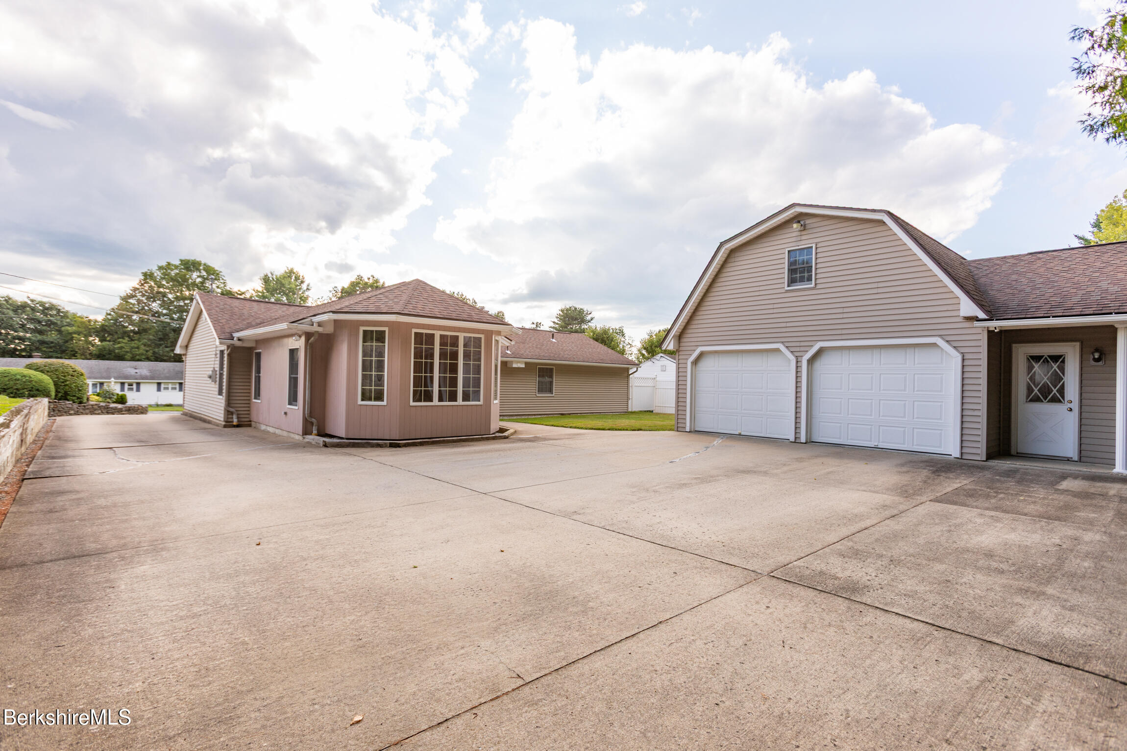 36 Edgemere Rd