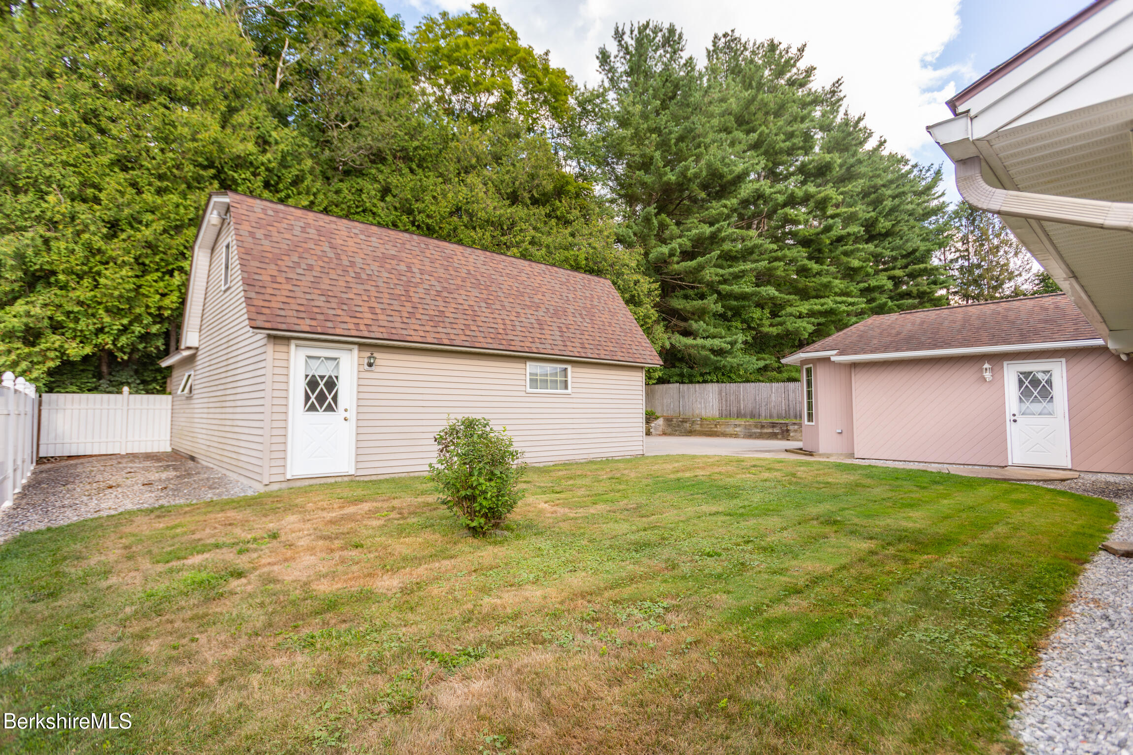 36 Edgemere Rd