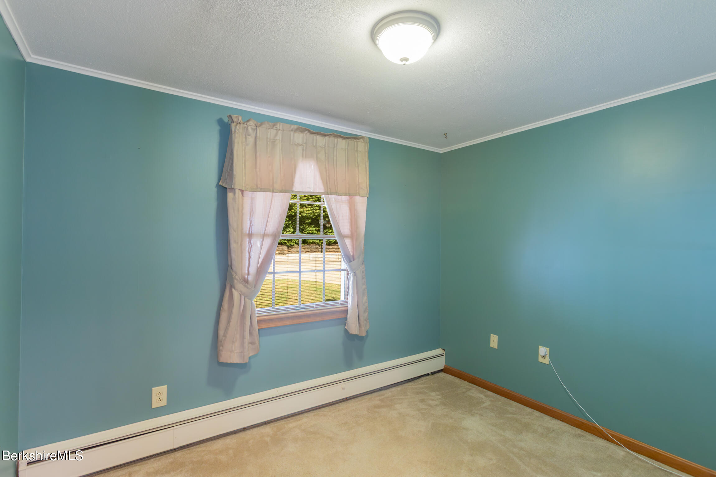 36 Edgemere Rd