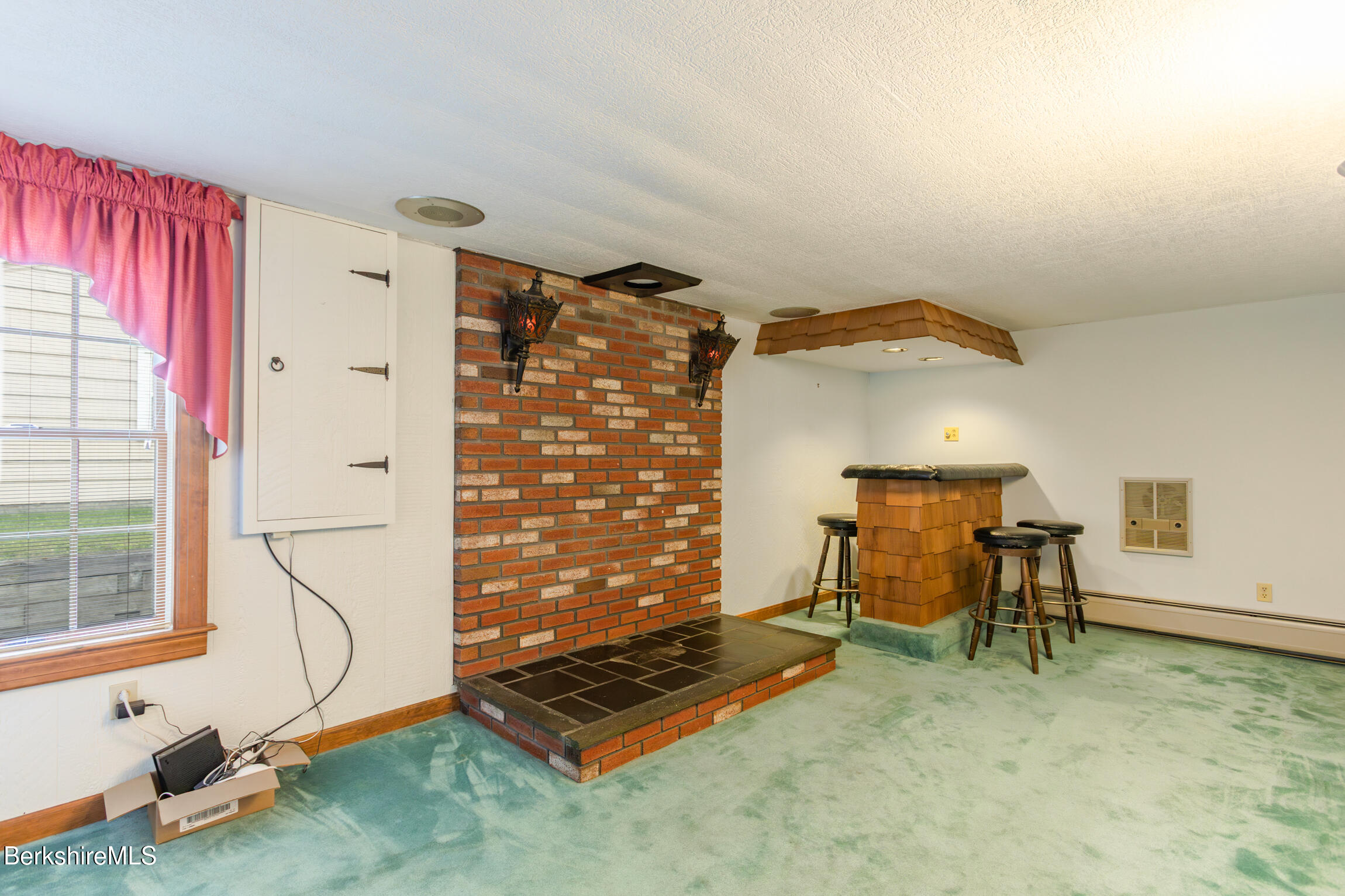 36 Edgemere Rd