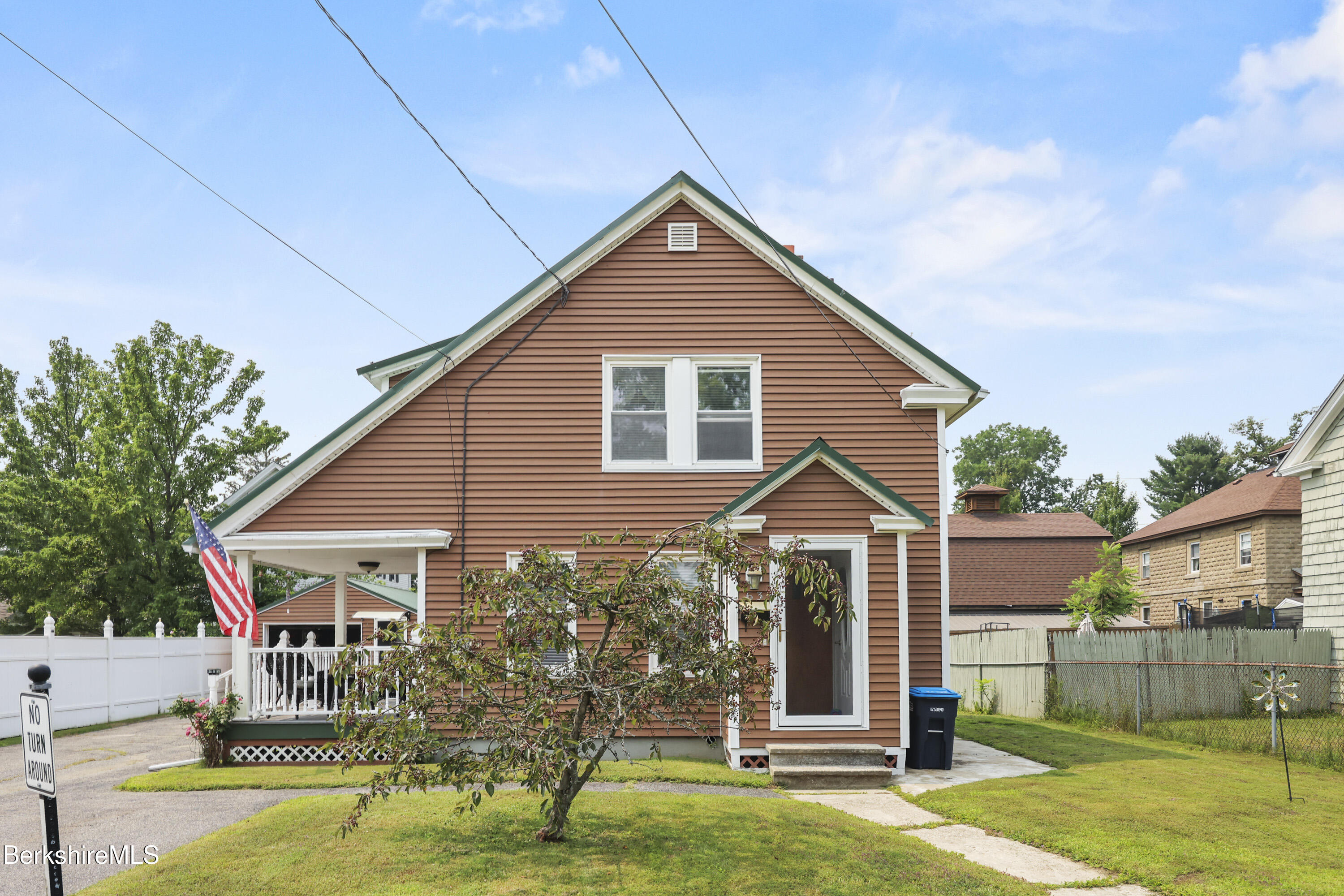 63 Reuter Ave