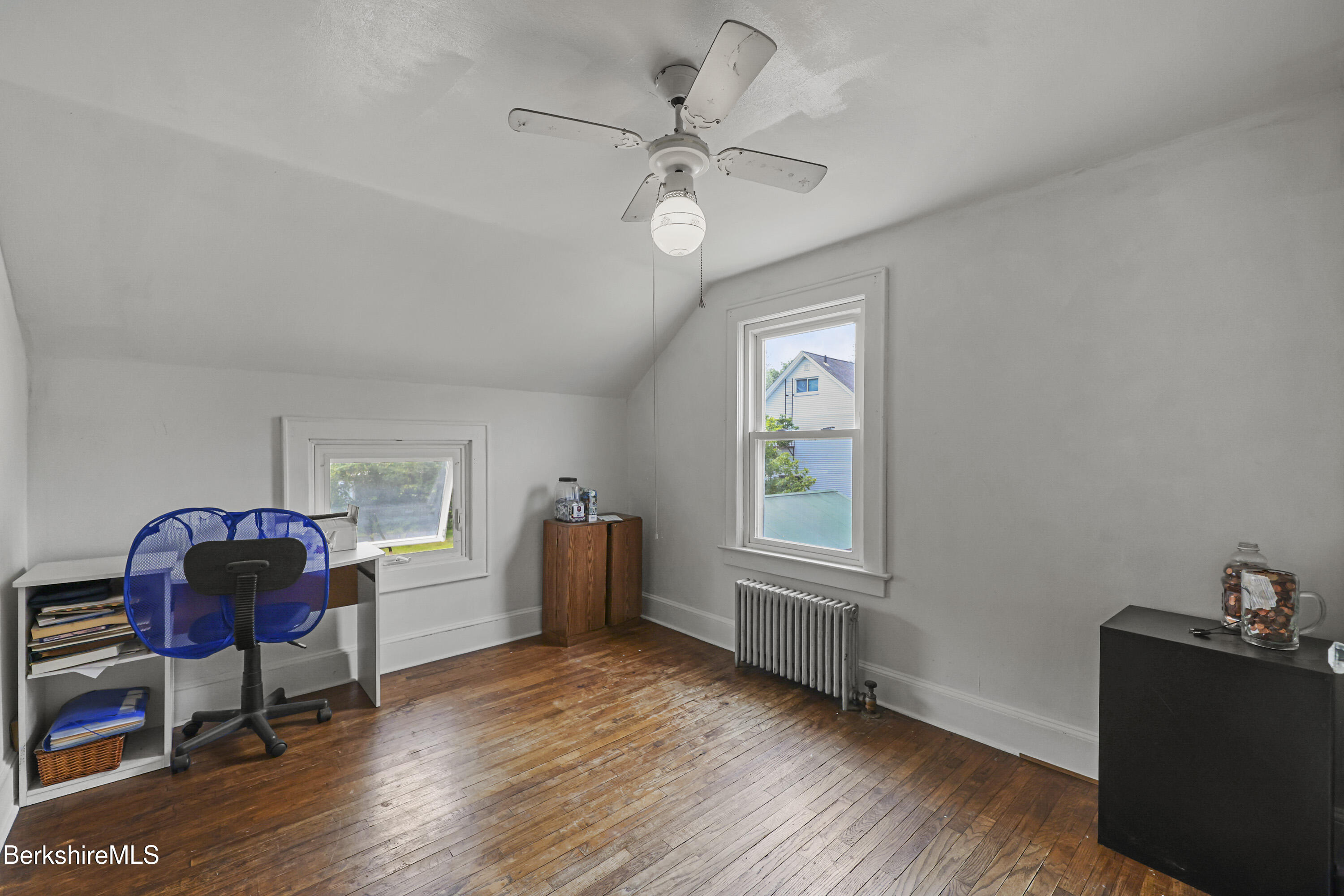 63 Reuter Ave