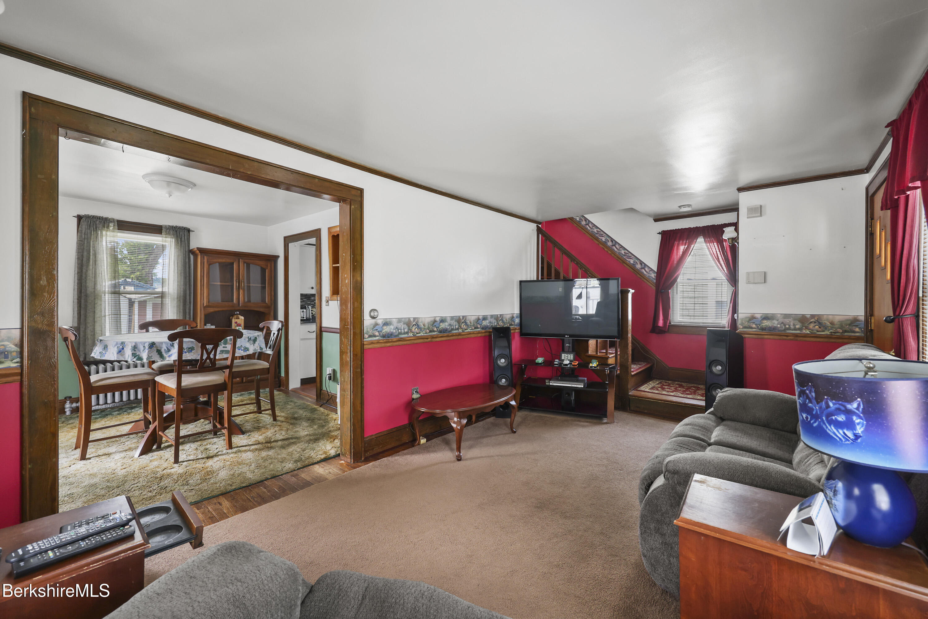 63 Reuter Ave