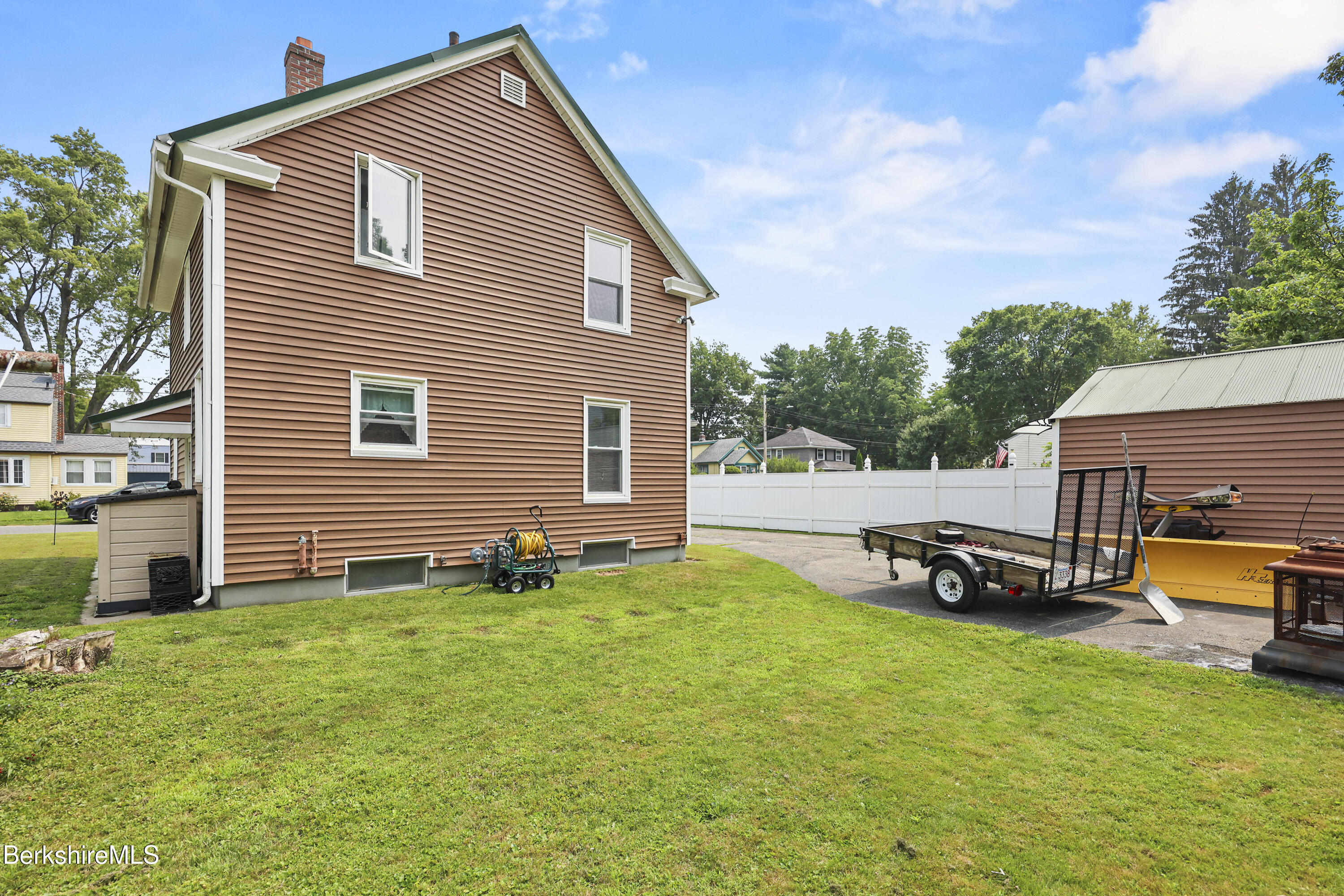 63 Reuter Ave