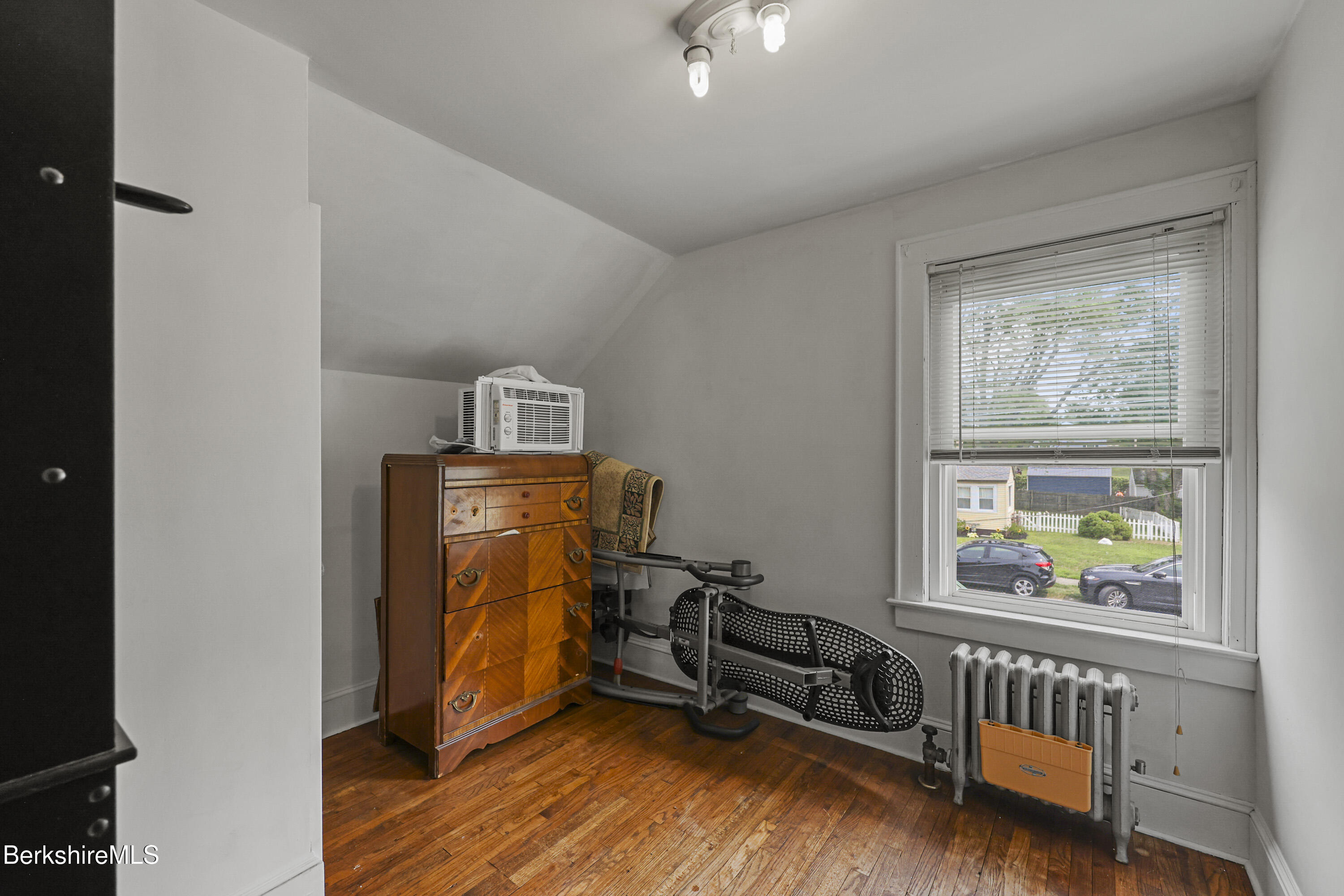 63 Reuter Ave