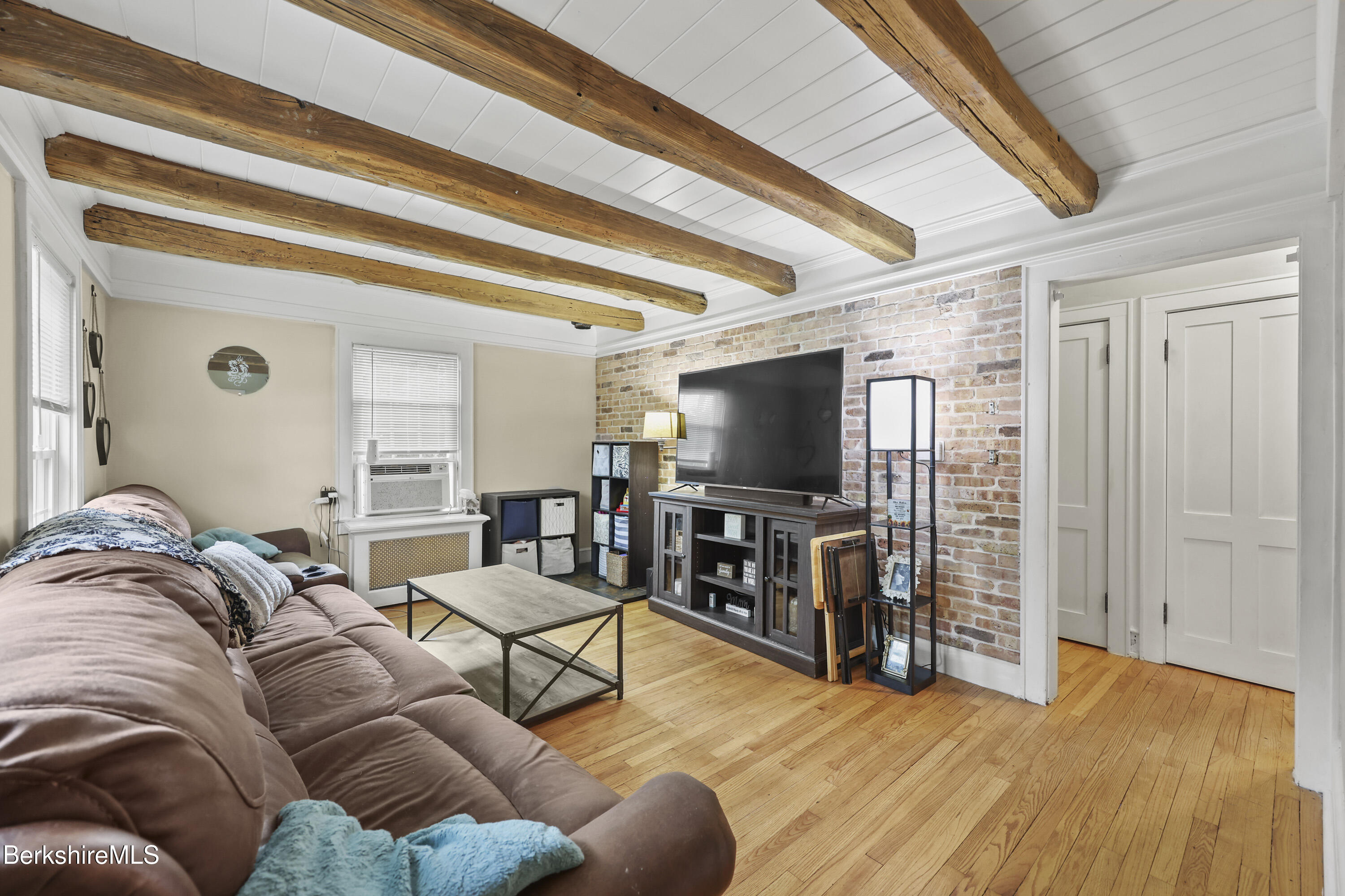 3 Tampa Ct, Pittsfield