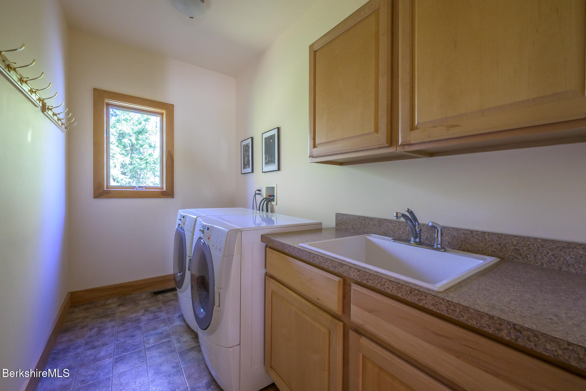 38 Norton Road Ext