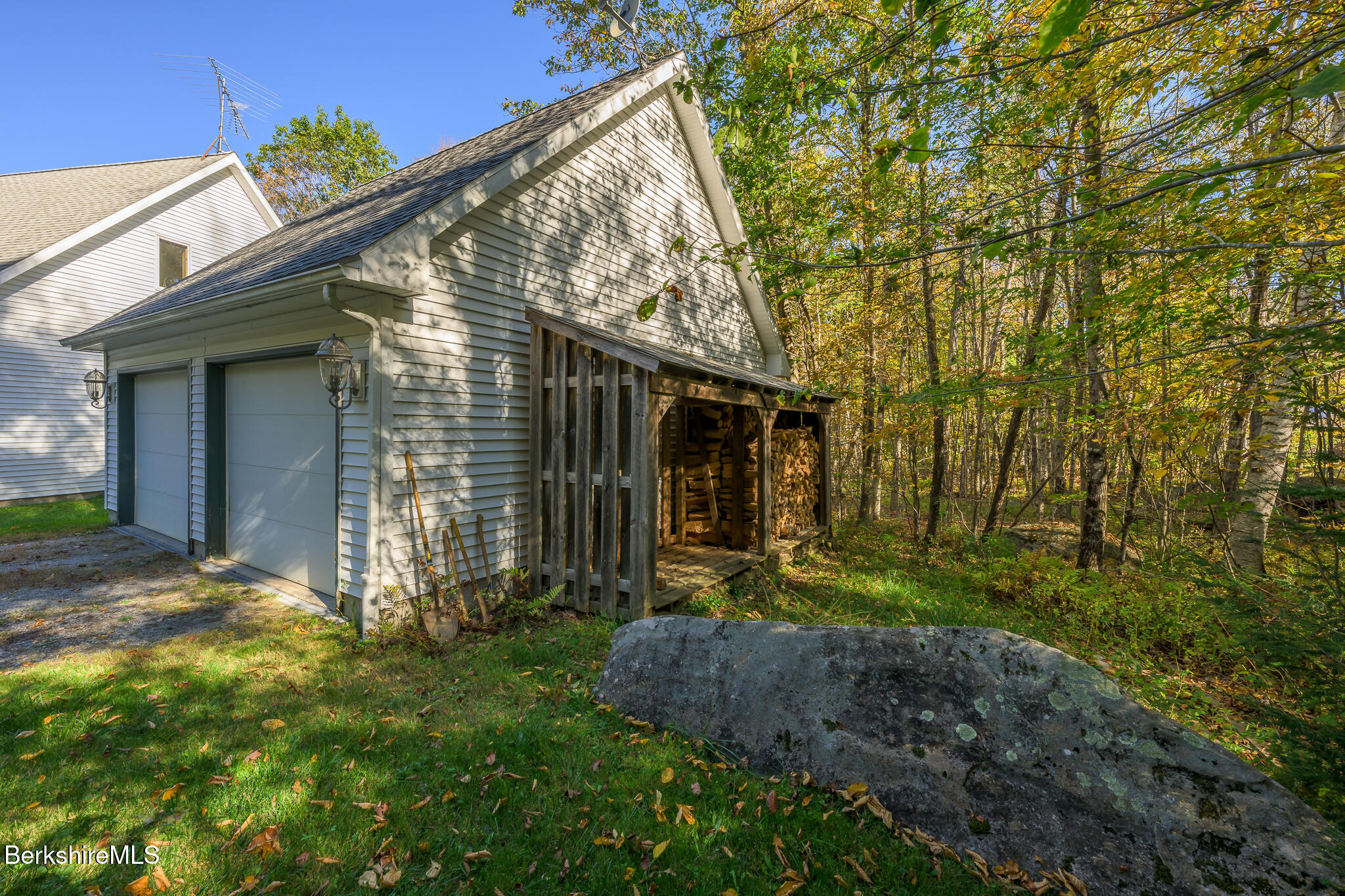 38 Norton Road Ext