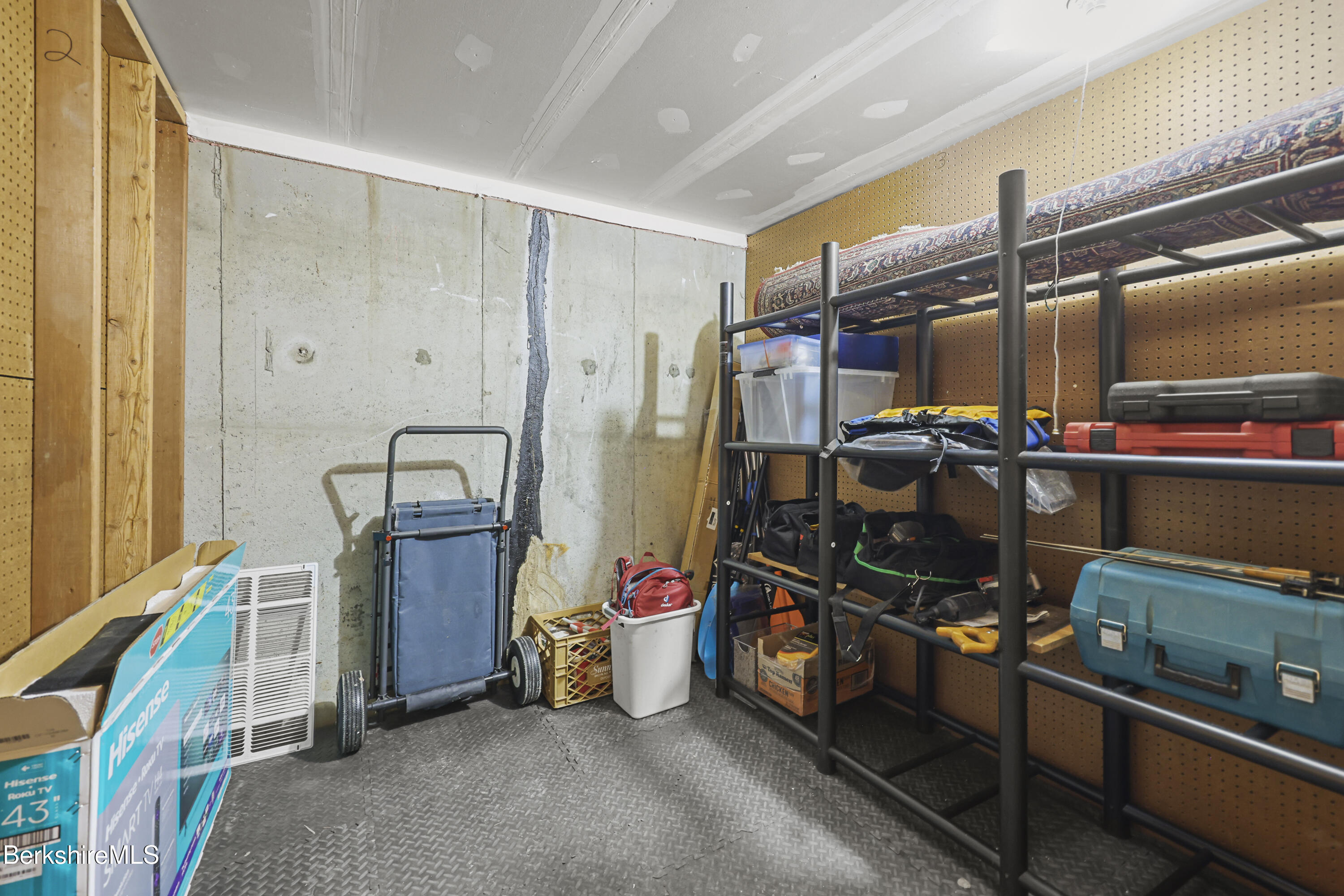 6-2 Morgan Manor 6-2