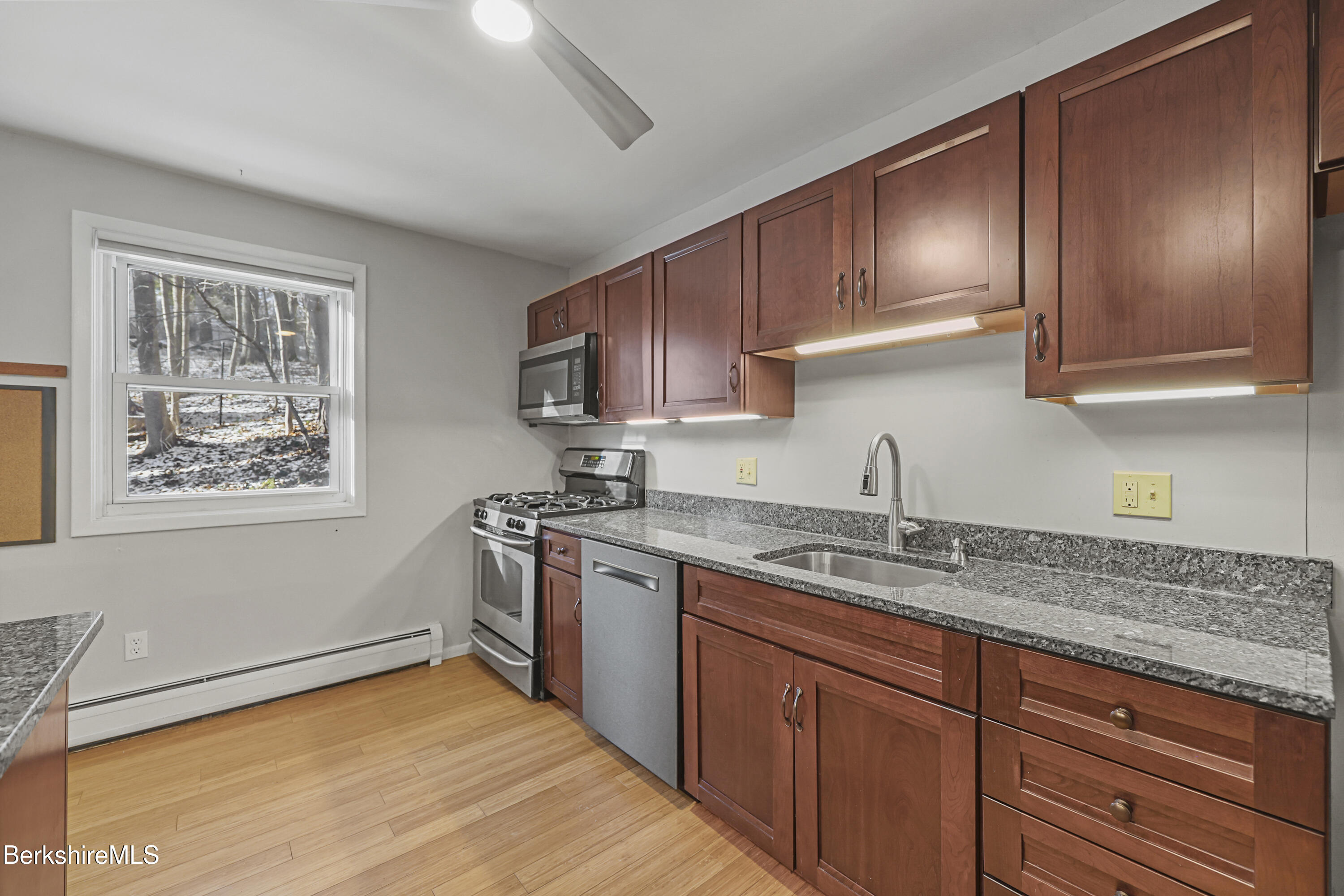 6-2 Morgan Manor 6-2