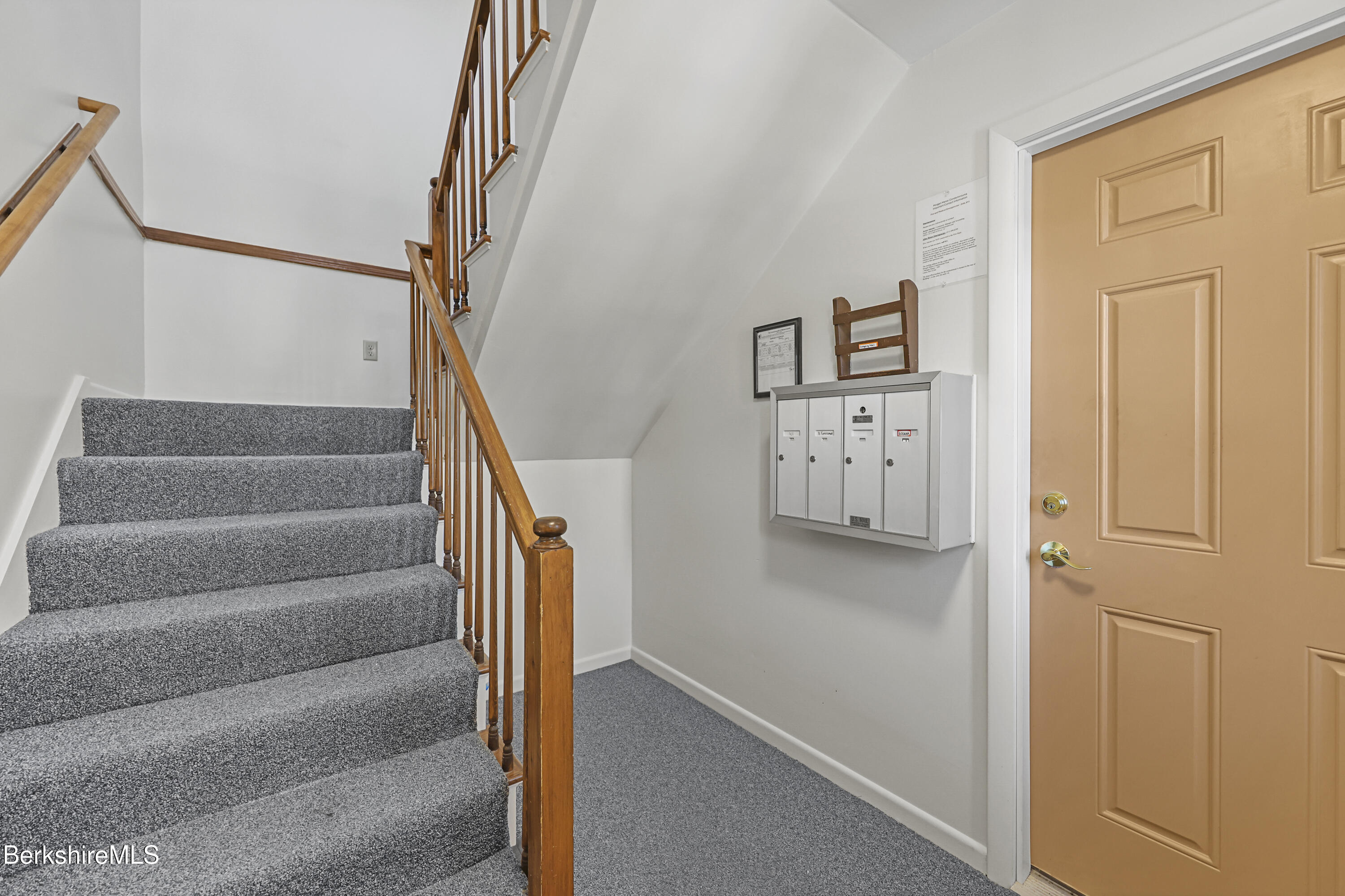 6-2 Morgan Manor 6-2