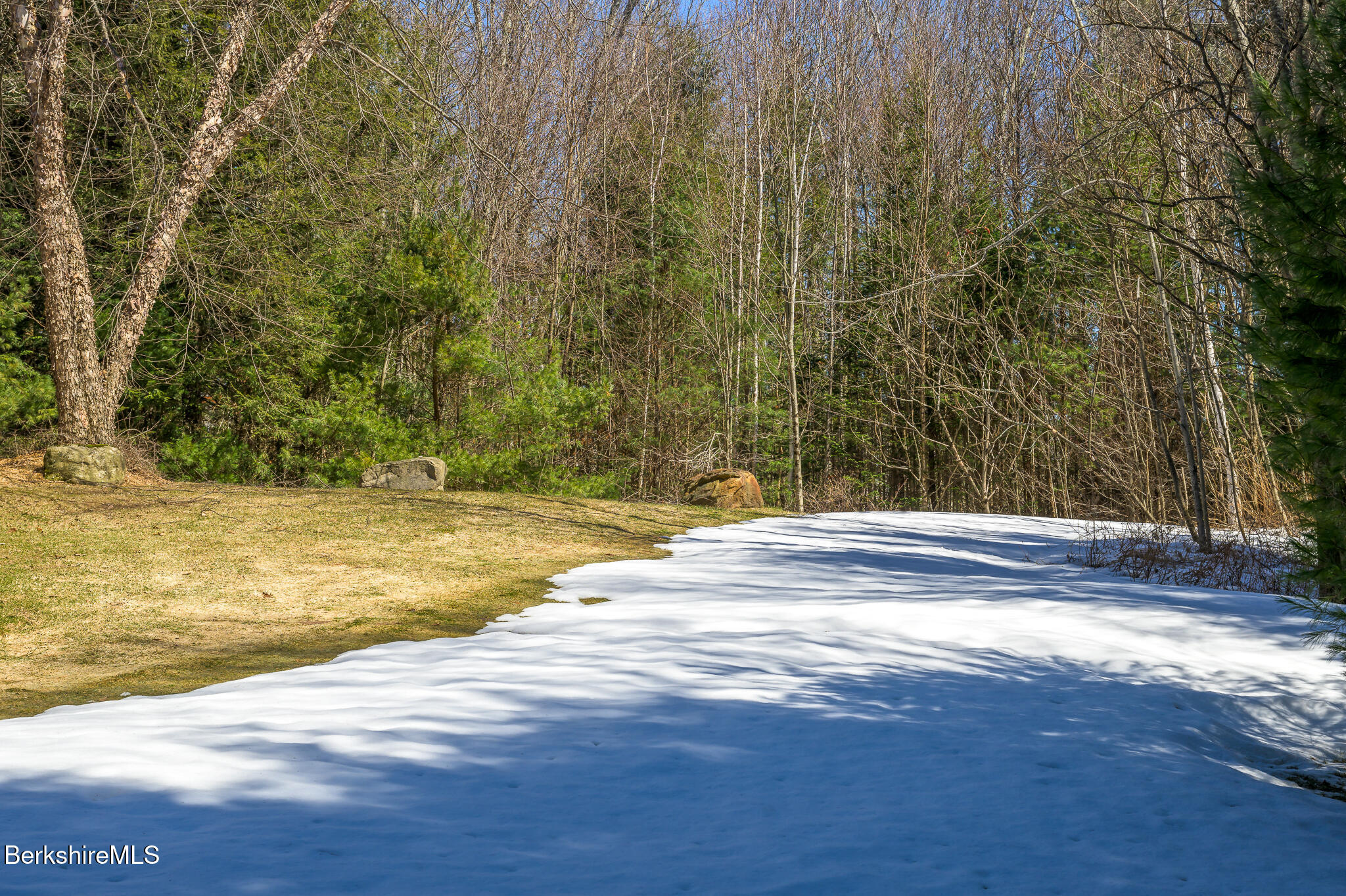 545 Center Rd