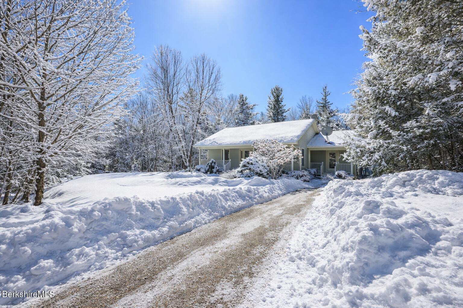 545 Center Rd