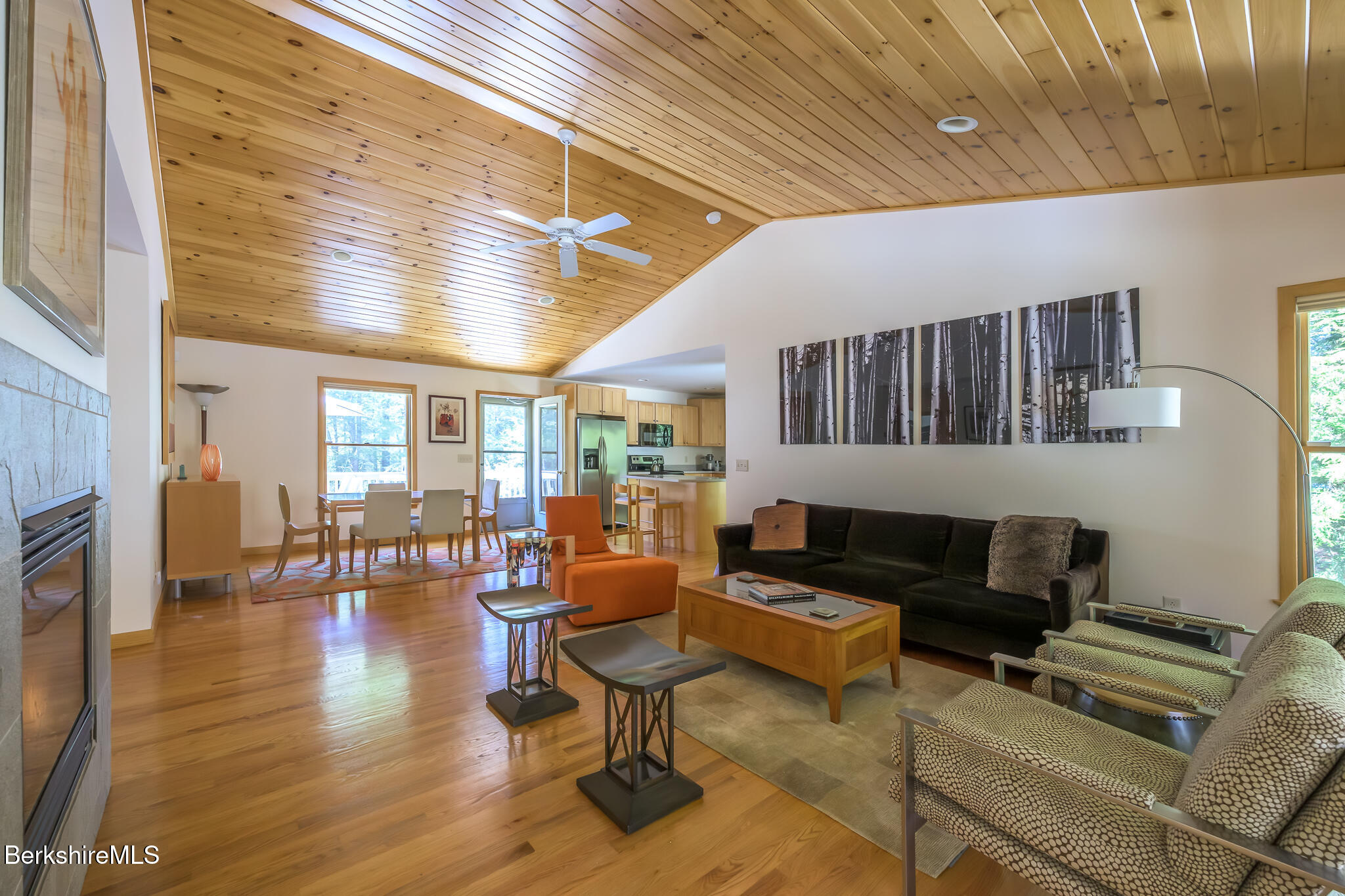 545 Center Rd