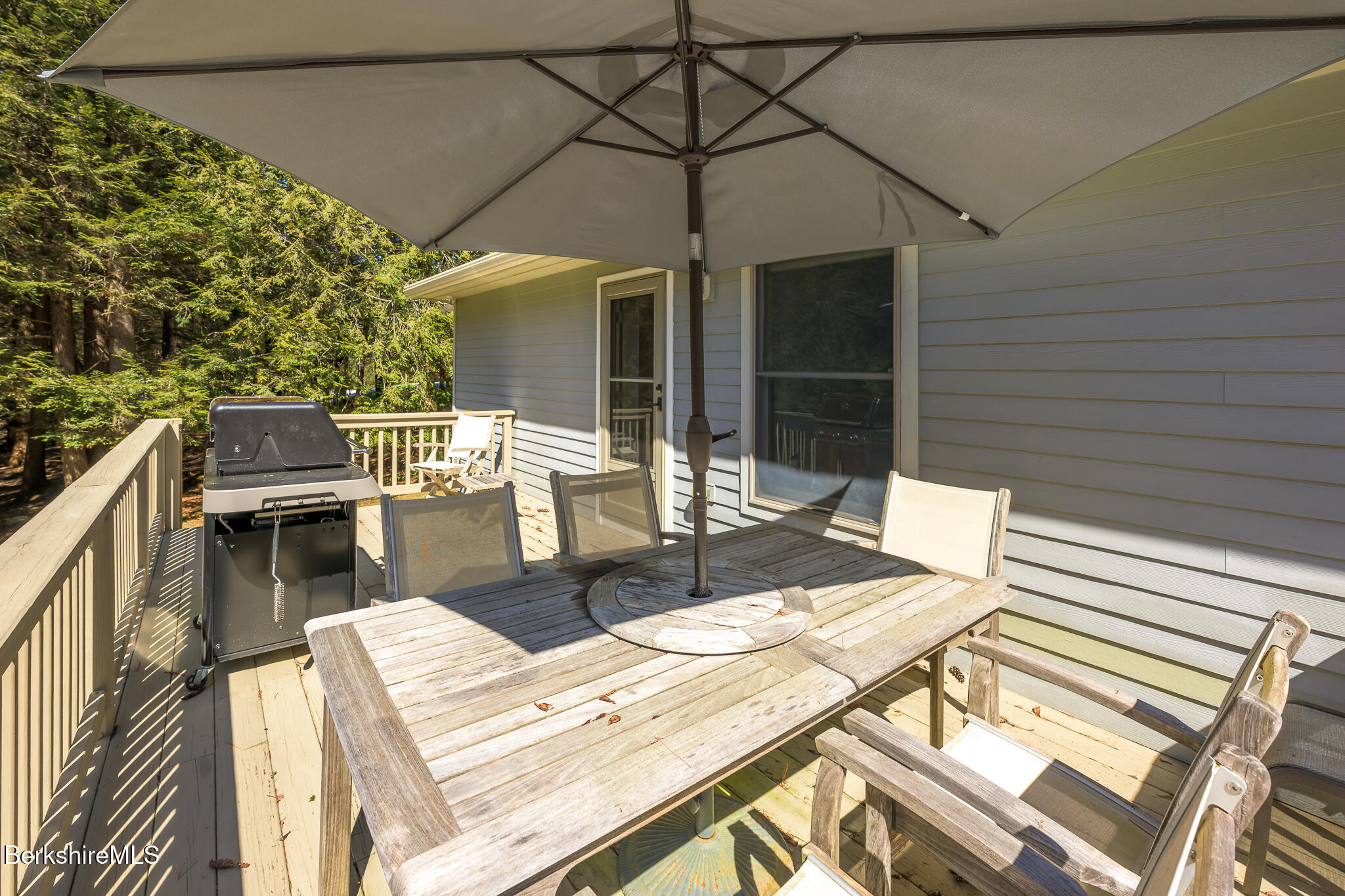 545 Center Rd