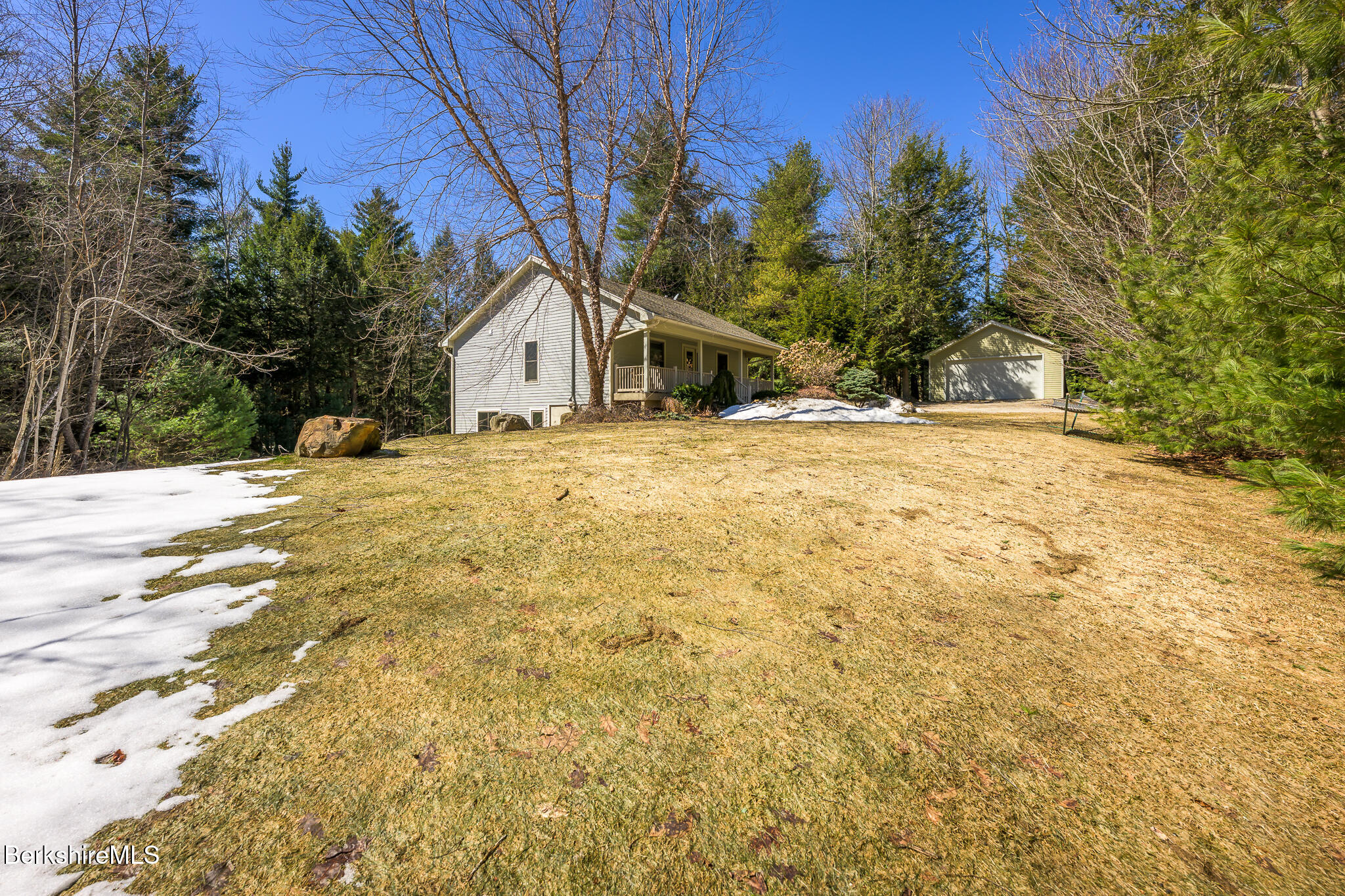 545 Center Rd