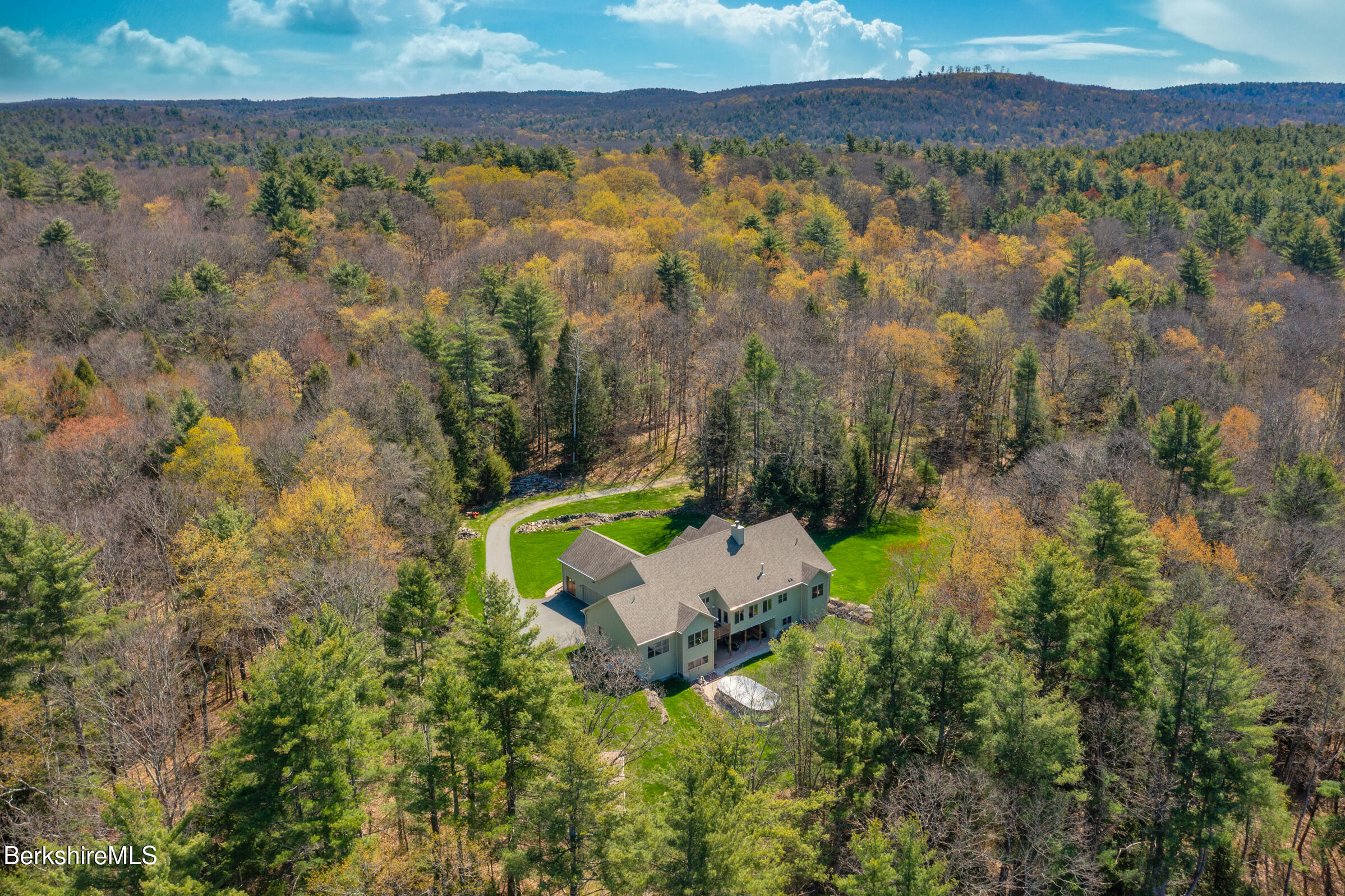 7 Perry Rd
