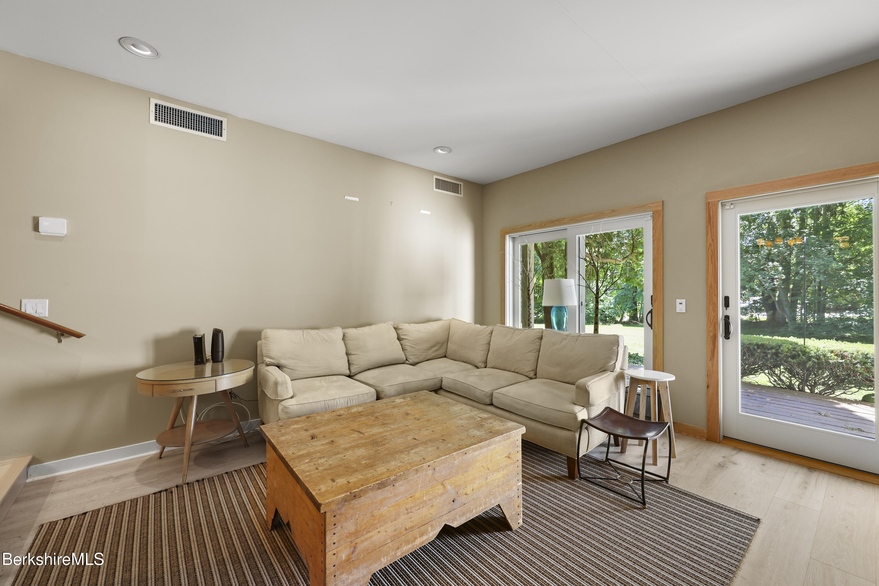 80 Taconic Ave 8