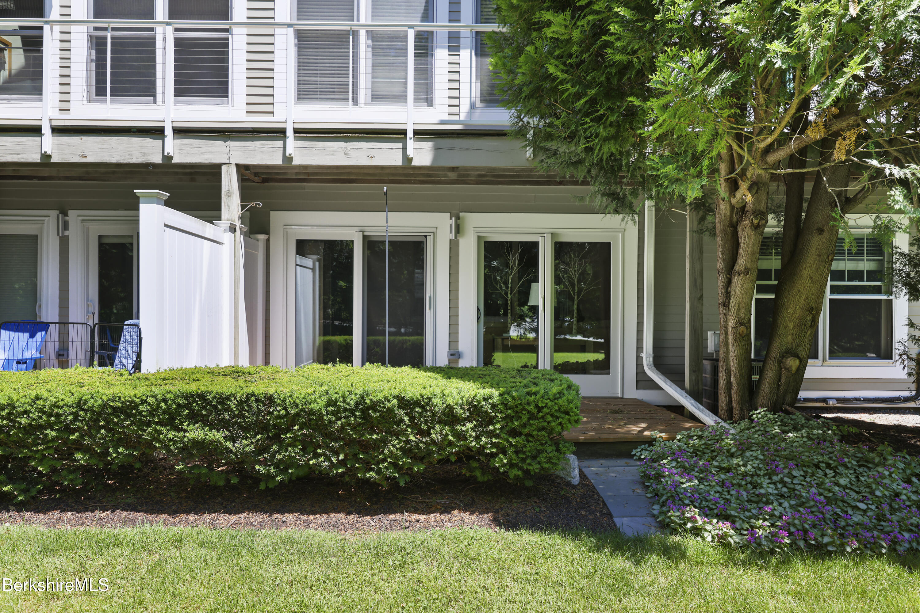 80 Taconic Ave 8