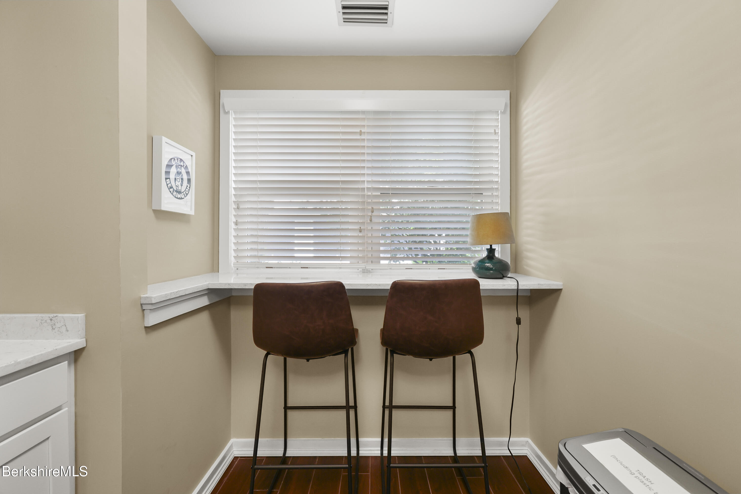80 Taconic Ave 8