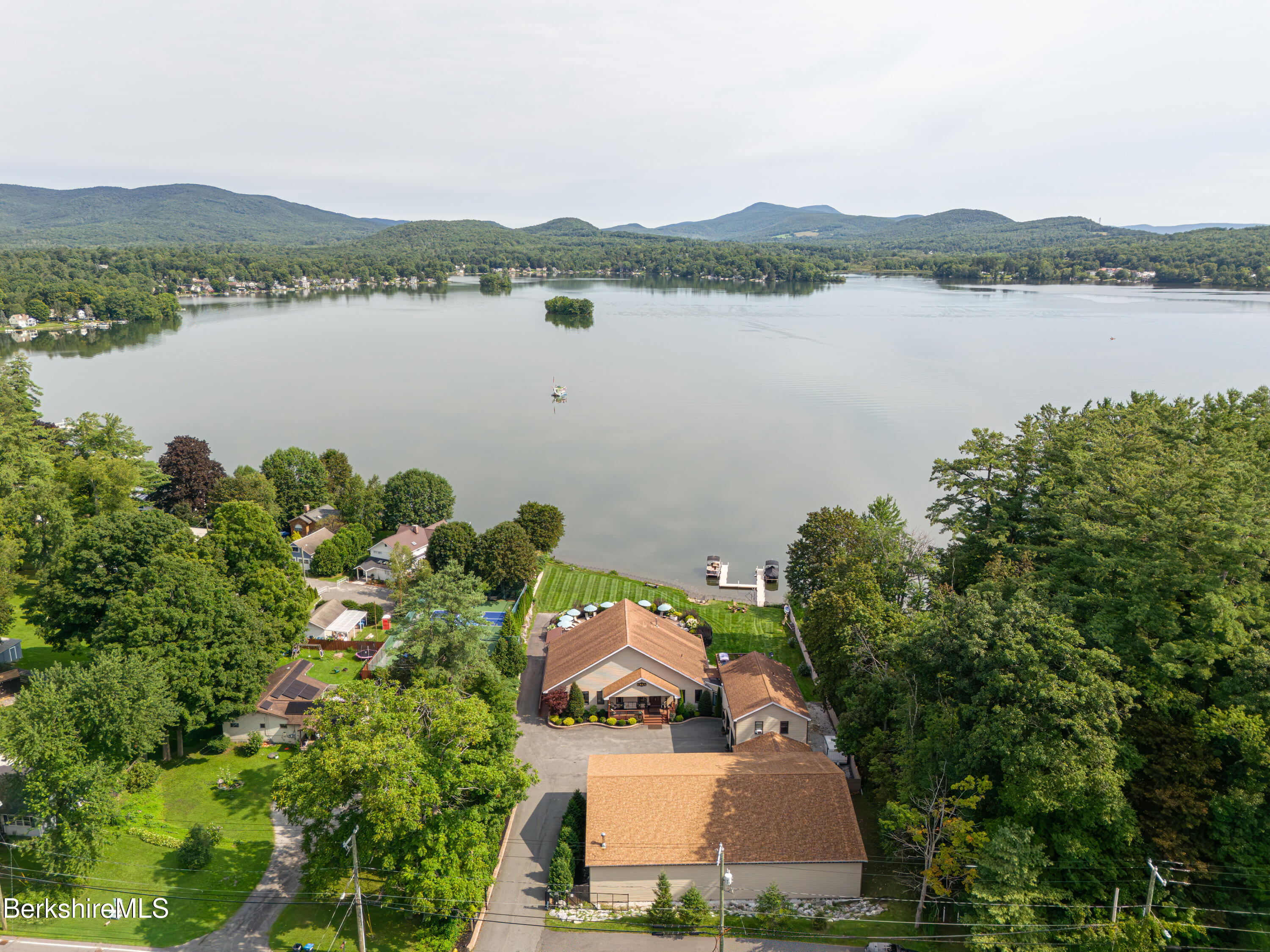 140 Hancock Rd