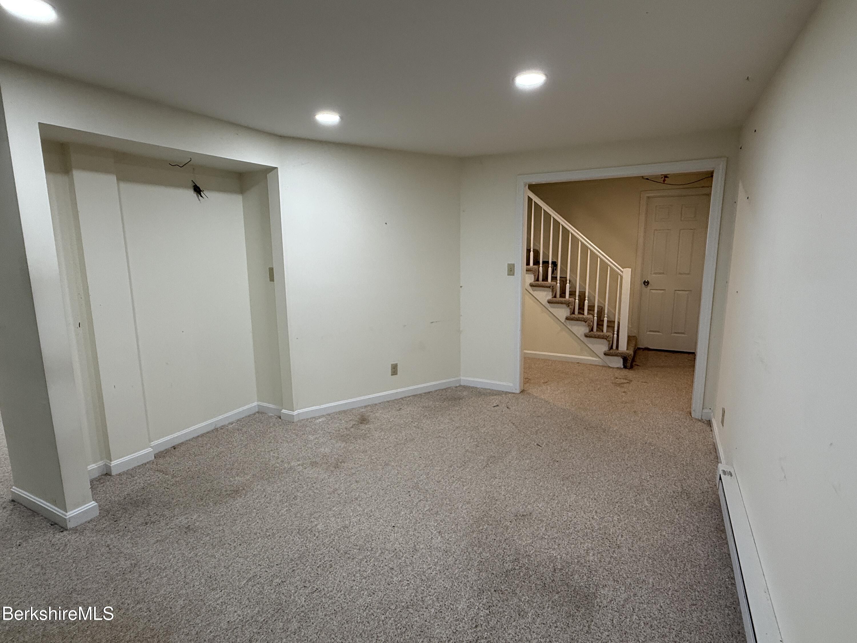 233 Gentian Hollow