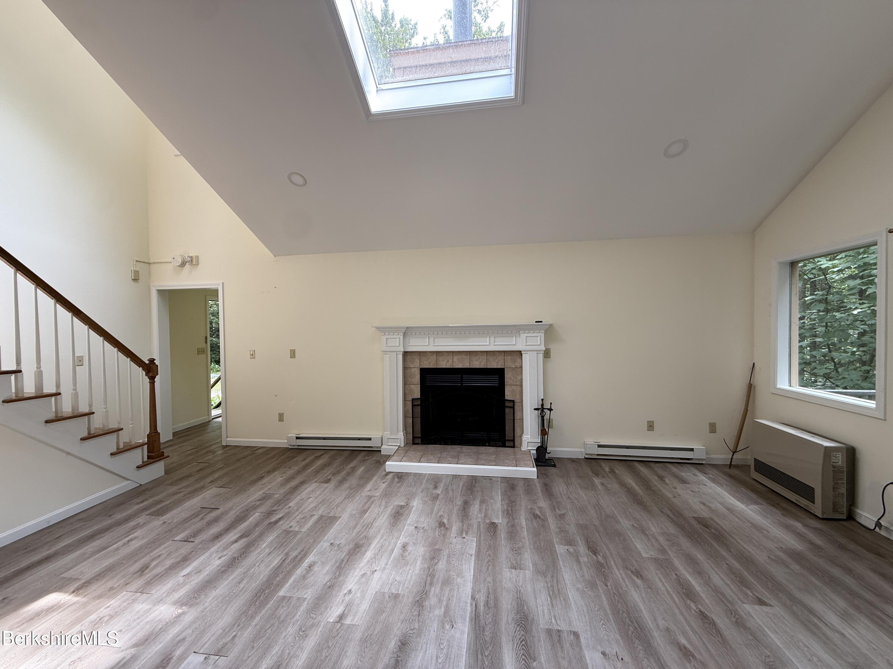 233 Gentian Hollow