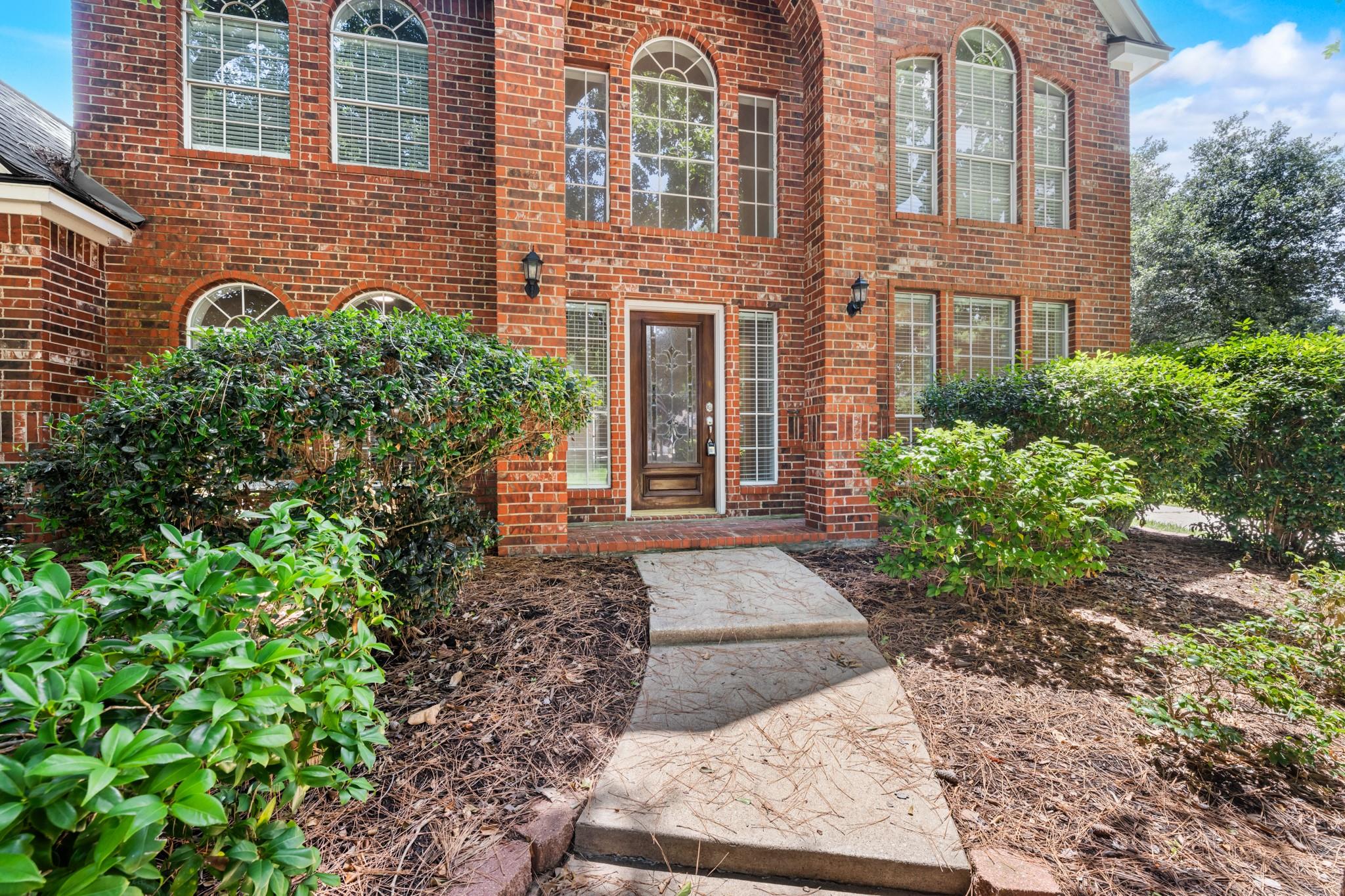 6923 Queensclub Drive