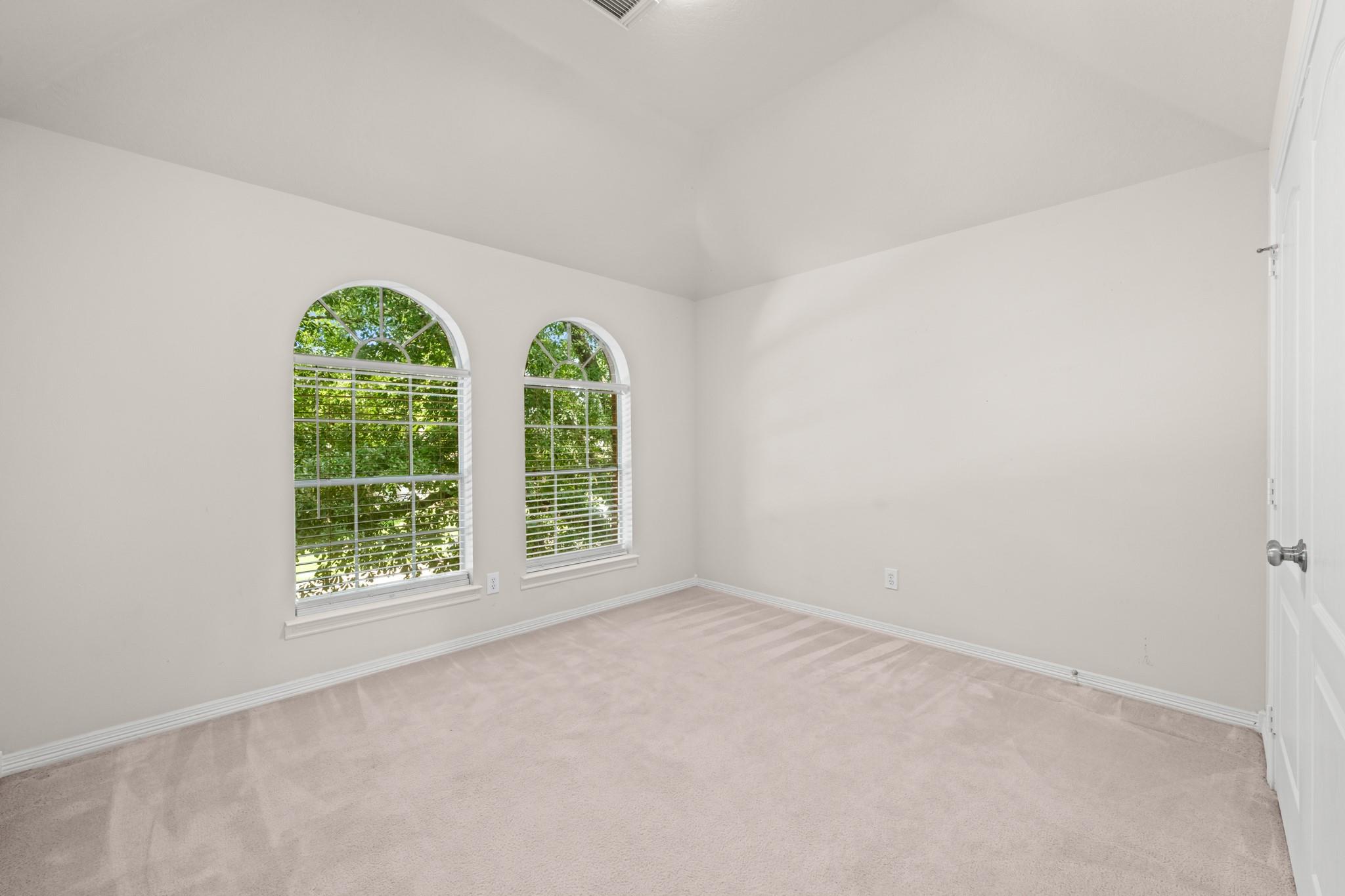 6923 Queensclub Drive