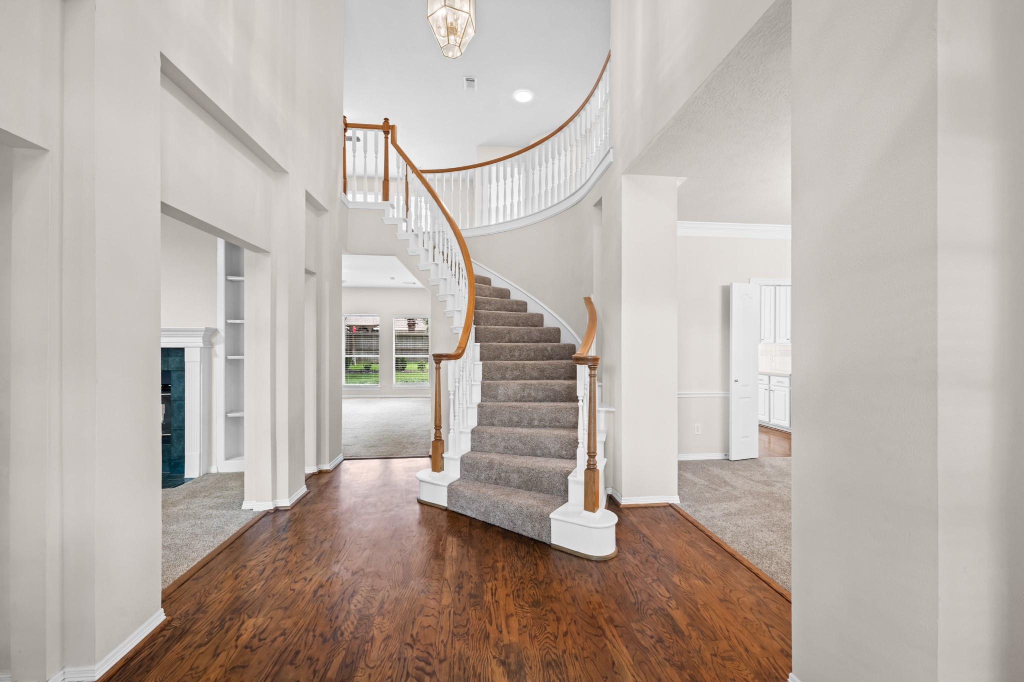 6923 Queensclub Drive