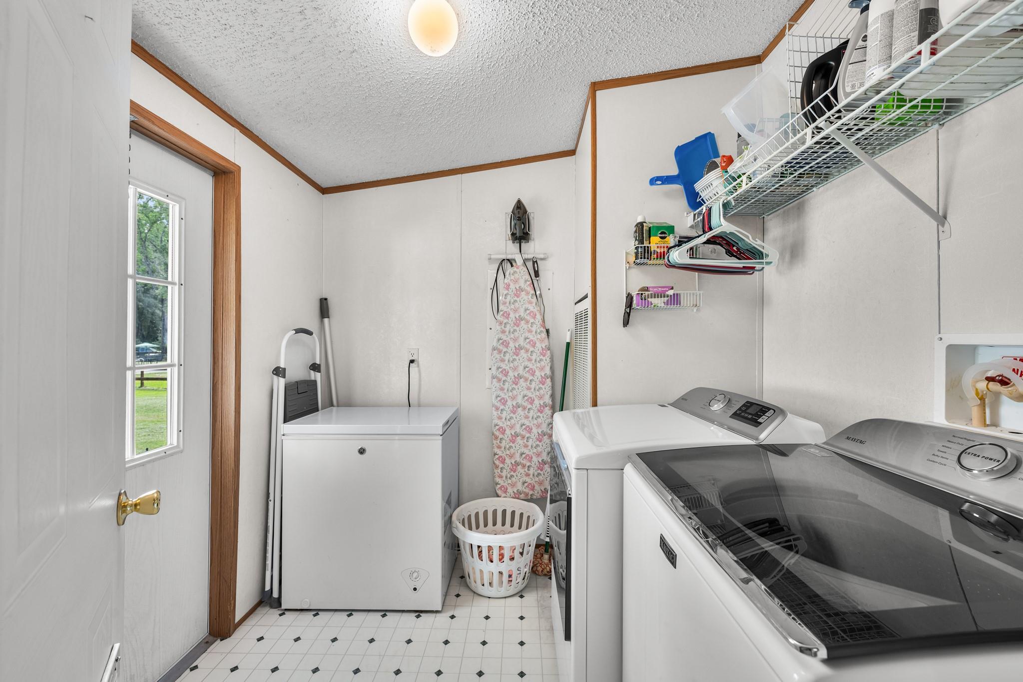 10974 Si Terry Road
