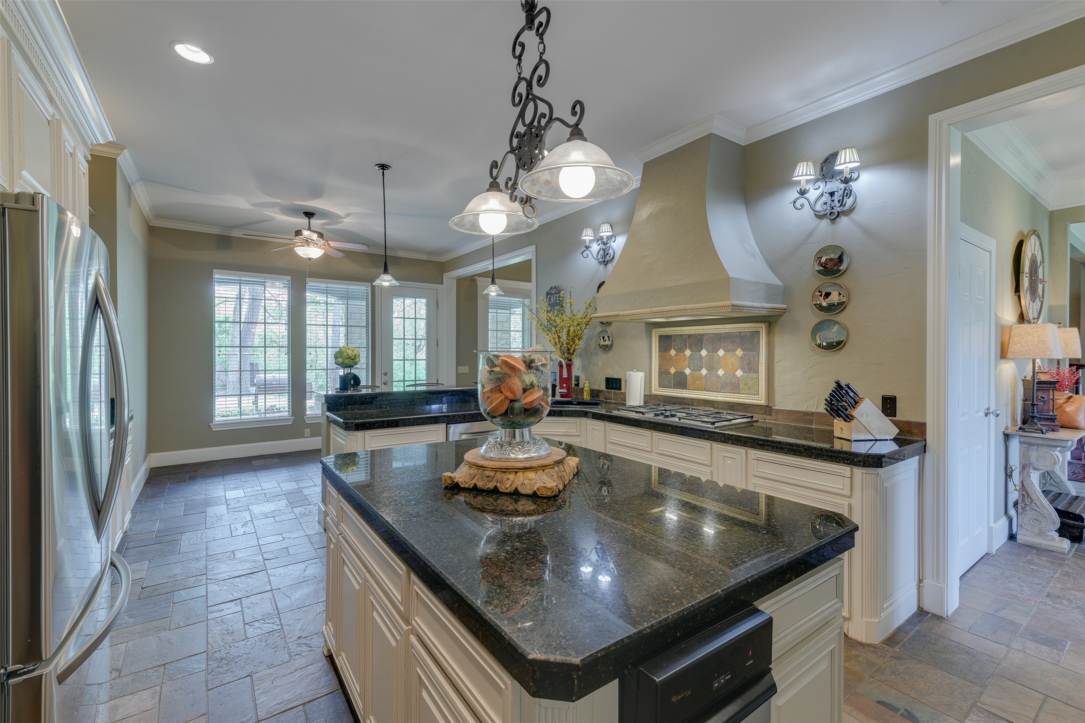3041 Keri Lane