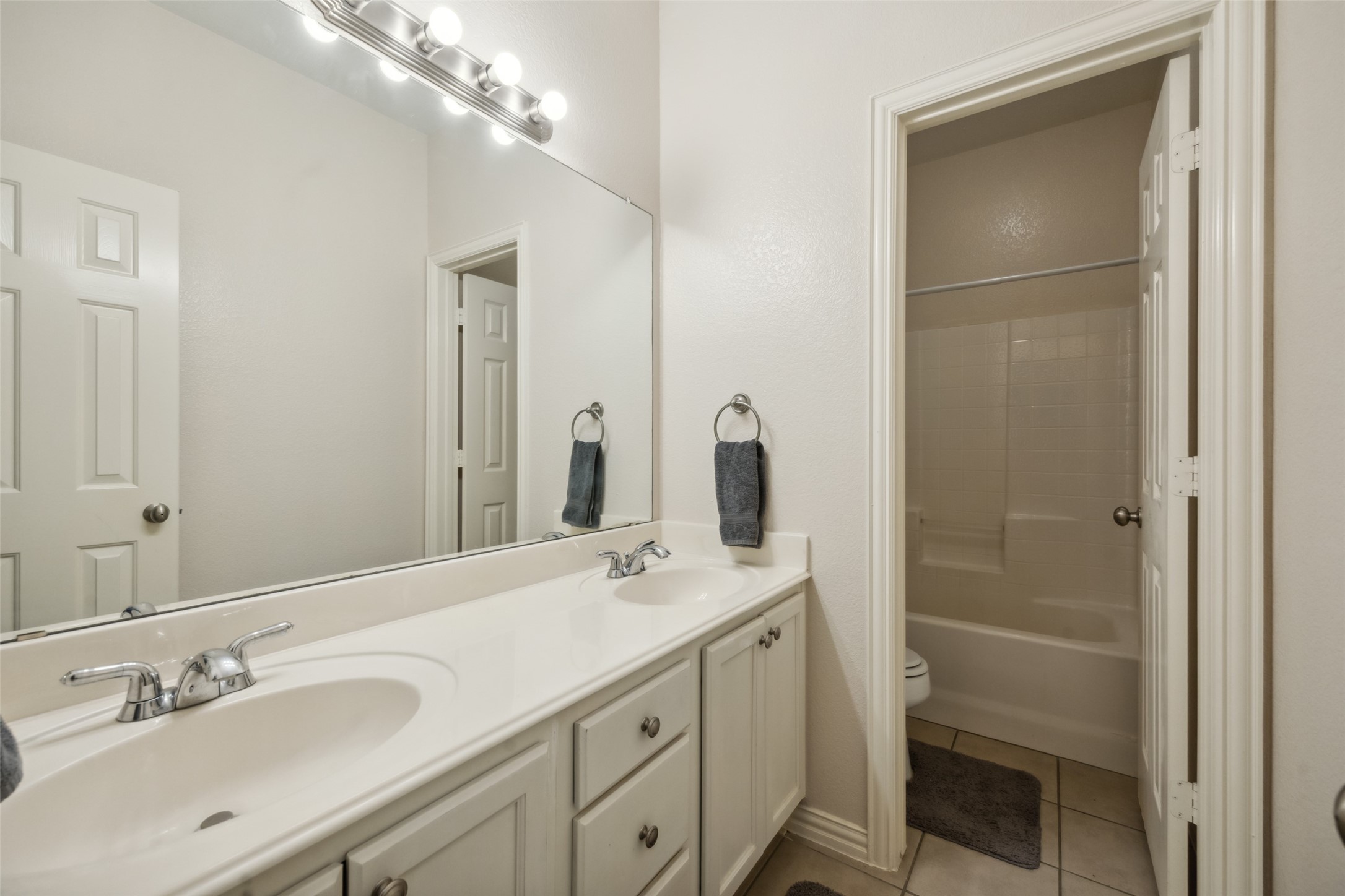 6605 Orange Blossom Drive