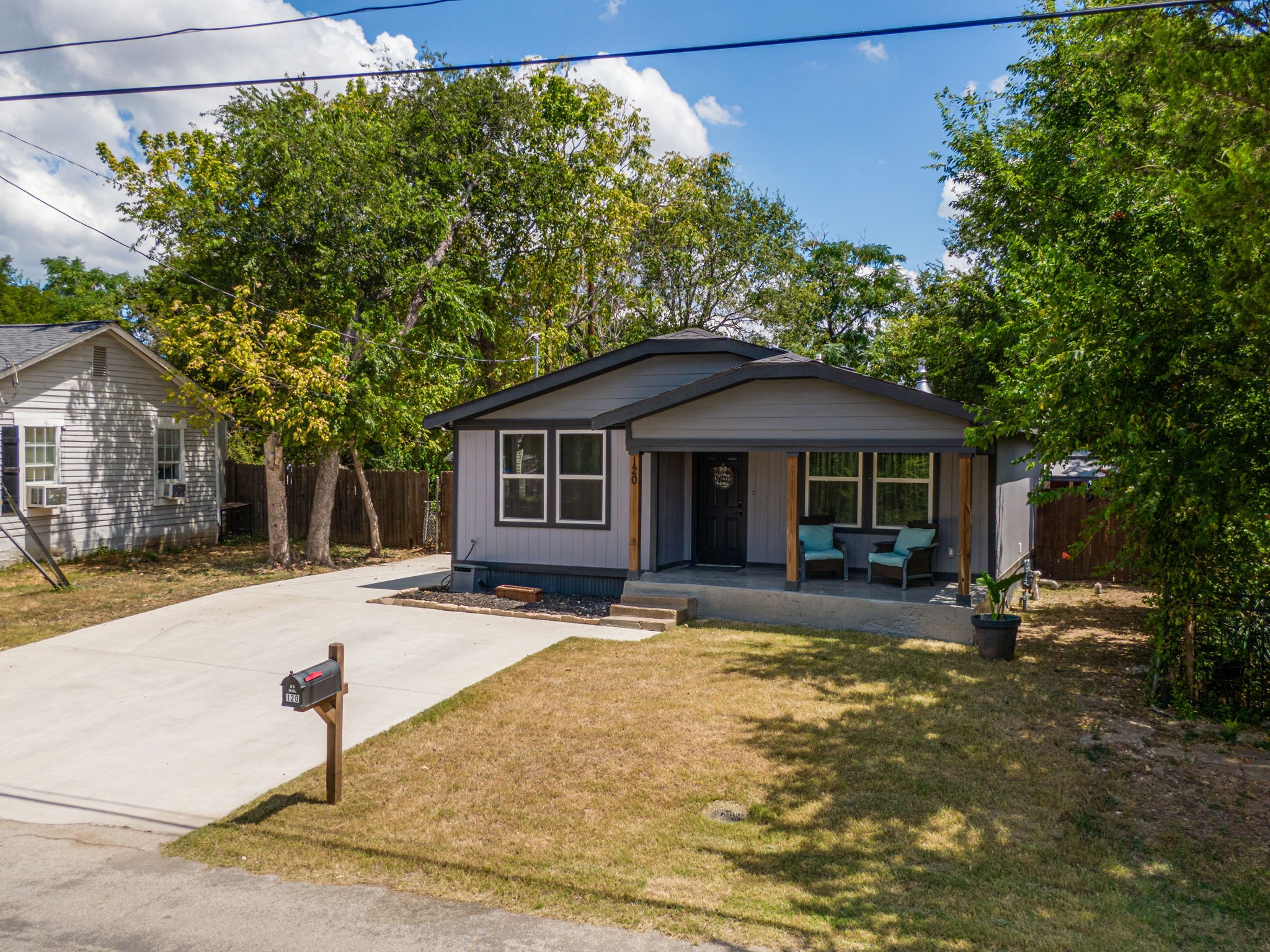 120 N Aiken Street