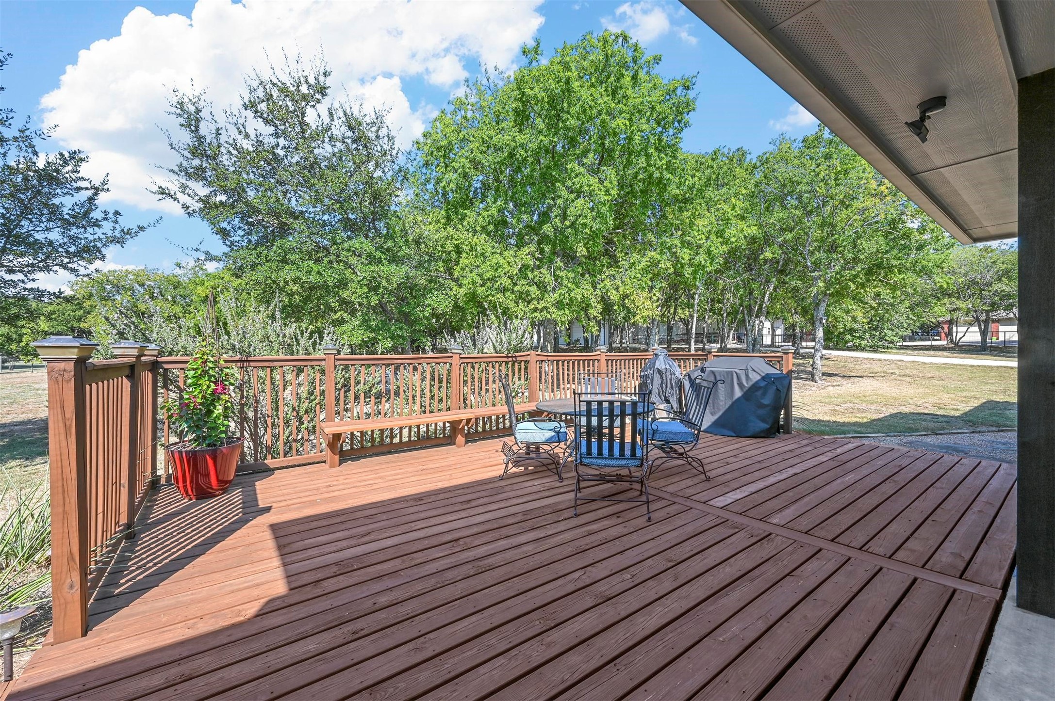 1811 Ashford Lane