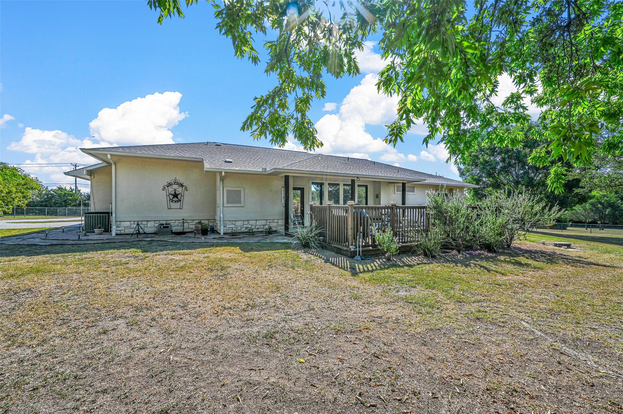 1811 Ashford Lane