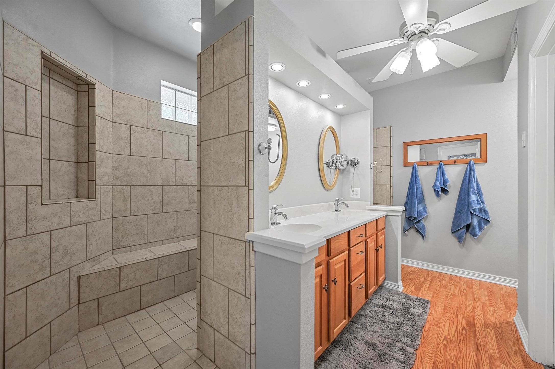 1811 Ashford Lane